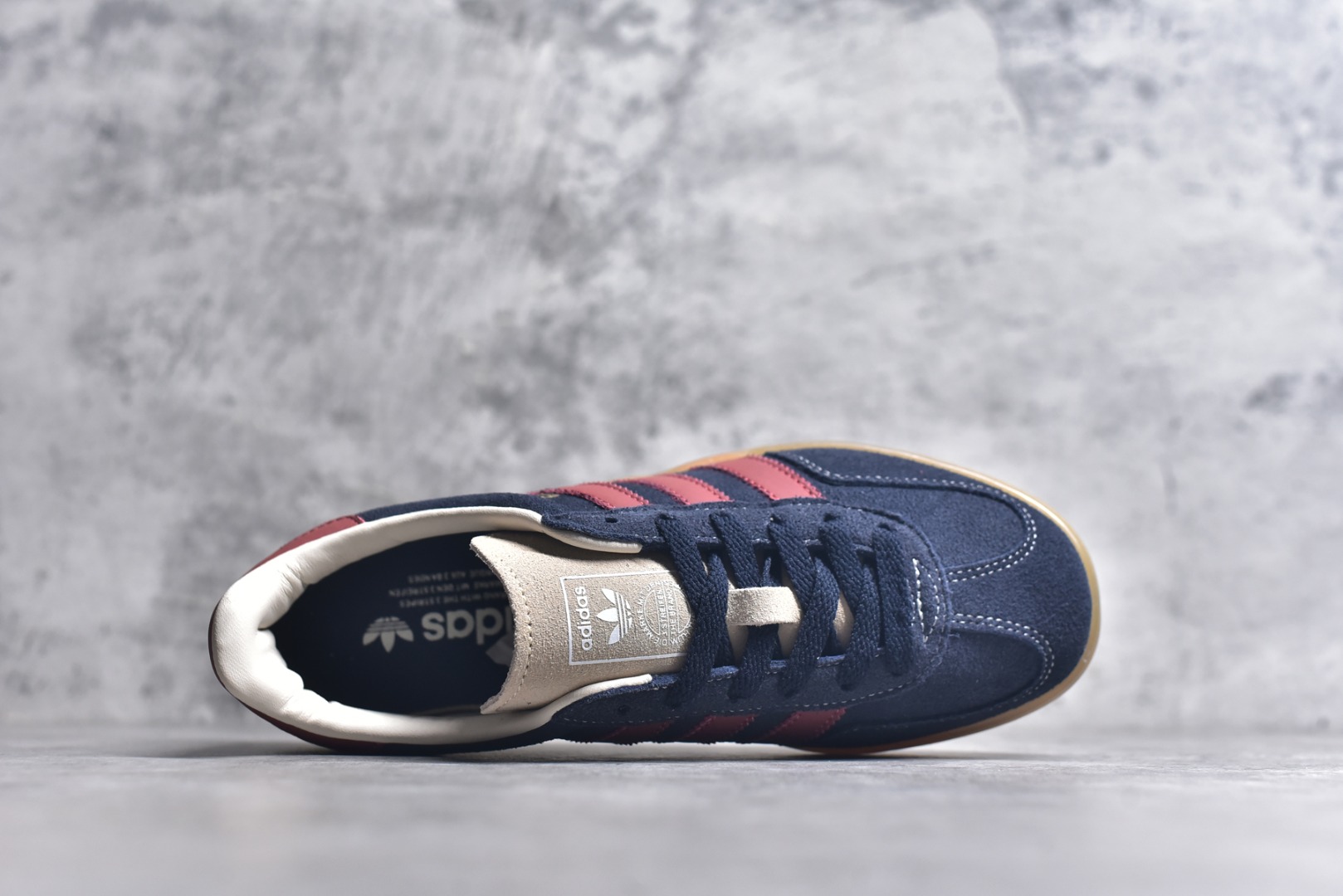 图片[4]-#AD Gazelle Indoor Trainers 羚羊内训系列低帮复古百搭休闲运动德训风板鞋 JH5404 90年代经典的复刻版！自60年代以足球训练鞋面世以来,Gazelle就以其经典设计席卷全球。1991年版本的复刻,再造经典Gazelle。采用皮革打造,搭配浊色细节,让这款经典更加简约。尺码：35.5-45-选品中心