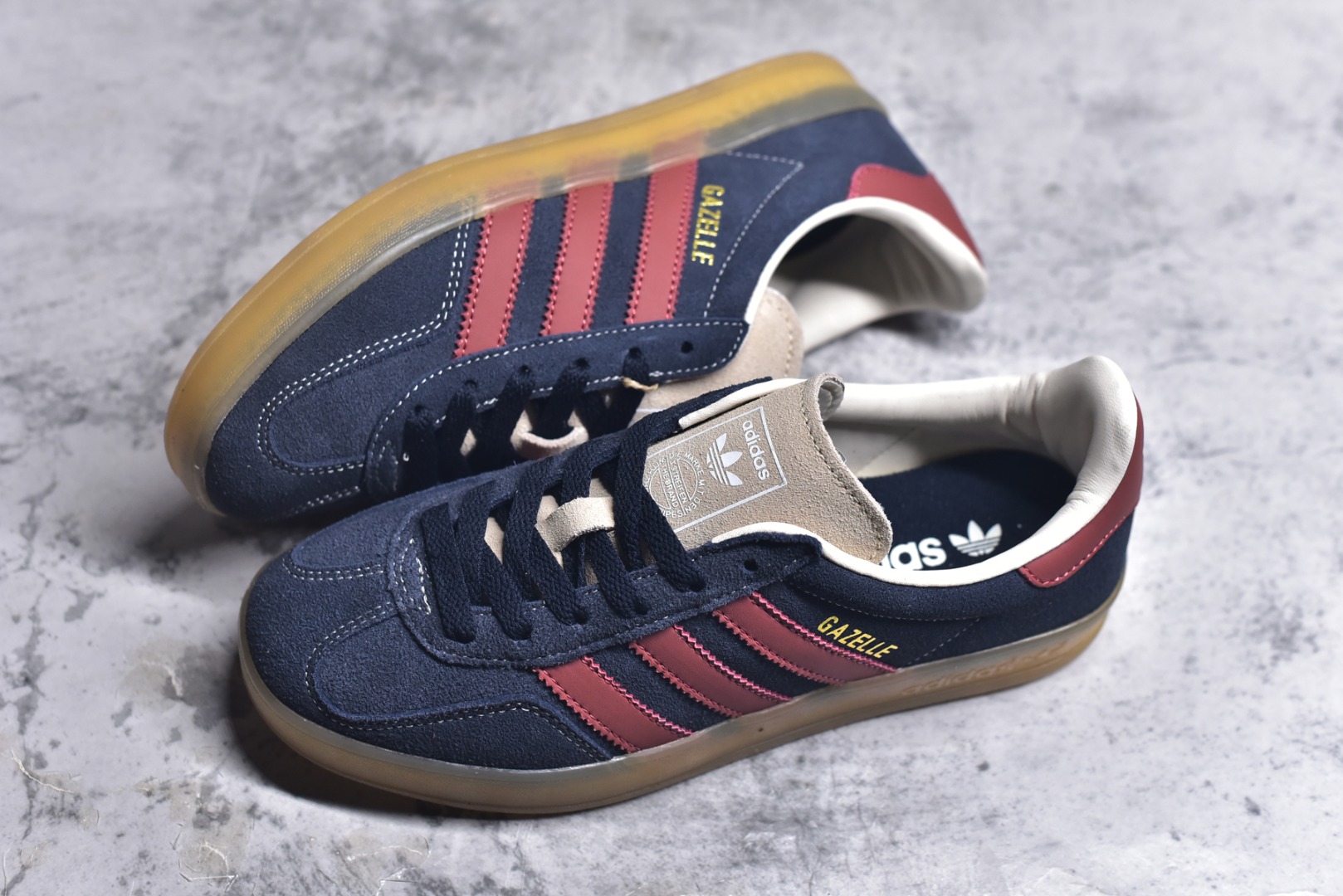 图片[7]-#AD Gazelle Indoor Trainers 羚羊内训系列低帮复古百搭休闲运动德训风板鞋 JH5404 90年代经典的复刻版！自60年代以足球训练鞋面世以来,Gazelle就以其经典设计席卷全球。1991年版本的复刻,再造经典Gazelle。采用皮革打造,搭配浊色细节,让这款经典更加简约。尺码：35.5-45-选品中心