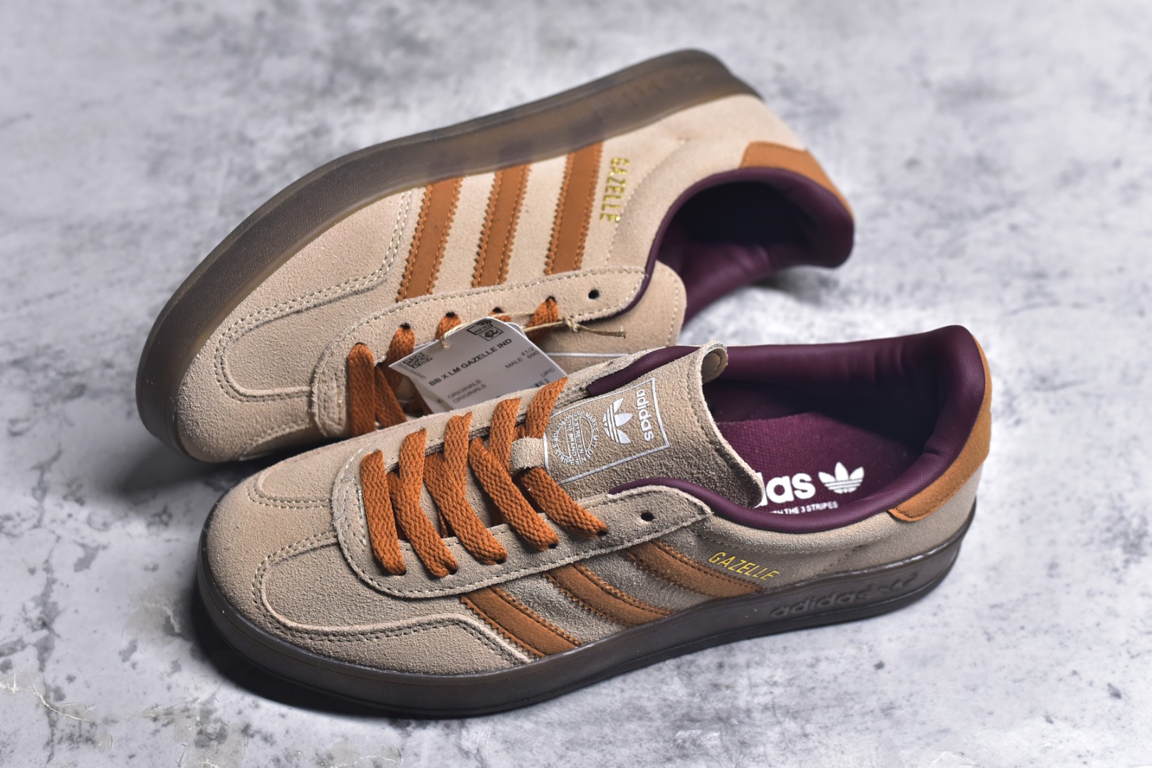 图片[7]-#AD Gazelle Indoor Trainers 羚羊内训系列低帮复古百搭休闲运动德训风板鞋 JH5412 90年代经典的复刻版！自60年代以足球训练鞋面世以来,Gazelle就以其经典设计席卷全球。1991年版本的复刻,再造经典Gazelle。采用皮革打造,搭配浊色细节,让这款经典更加简约。尺码：35.5-45-选品中心