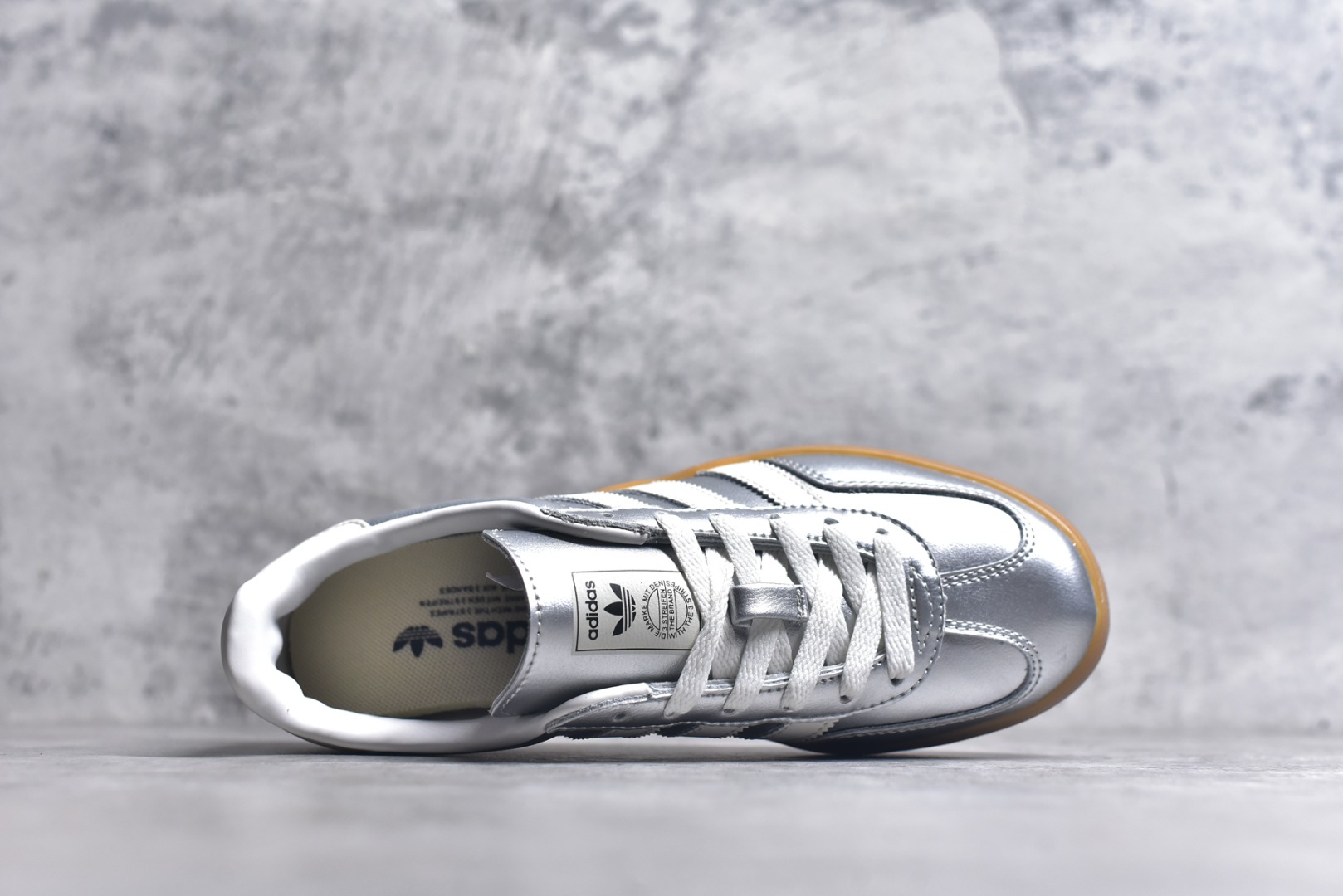 图片[4]-#AD Gazelle Indoor Trainers 羚羊内训系列低帮复古百搭休闲运动德训风板鞋 JR1206 90年代经典的复刻版！自60年代以足球训练鞋面世以来,Gazelle就以其经典设计席卷全球。1991年版本的复刻,再造经典Gazelle。采用皮革打造,搭配浊色细节,让这款经典更加简约。尺码：35.5-45-选品中心