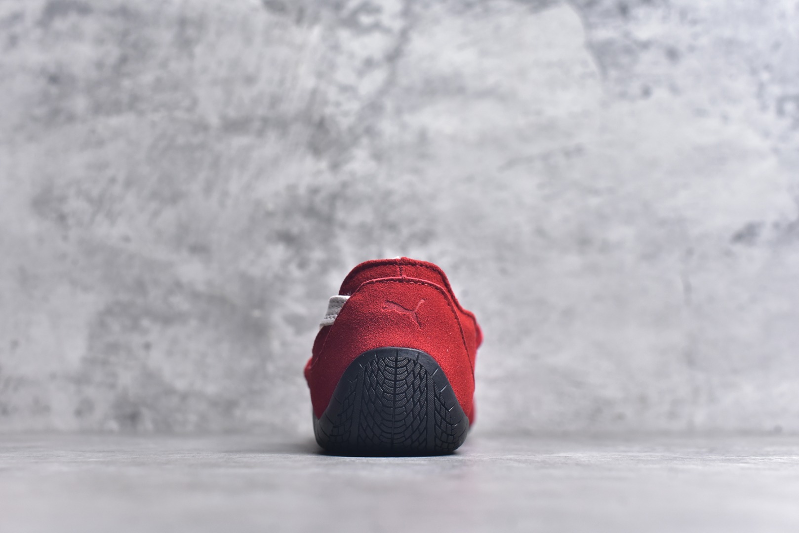 图片[5]-#Puma Speedcat 舒适百搭 低帮 芭蕾鞋 #朴彩英 rose 同款 配色酷感拉满 低帮设计超显脚踝纤细，上脚轻盈又舒适。不管日常出街还是运动都适配，防滑耐磨超抗造。 货号：401287-07 尺码：35-41-选品中心