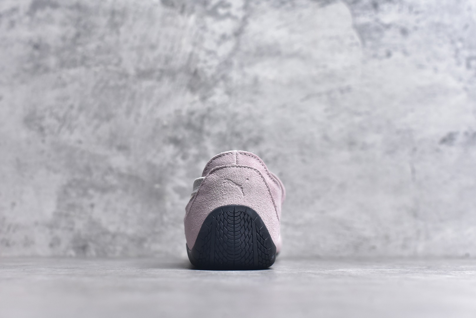 图片[5]-#Puma Speedcat 舒适百搭 低帮 芭蕾鞋 #朴彩英 rose 同款 配色酷感拉满 低帮设计超显脚踝纤细，上脚轻盈又舒适。不管日常出街还是运动都适配，防滑耐磨超抗造。 货号：401287-01 尺码：35-41-选品中心