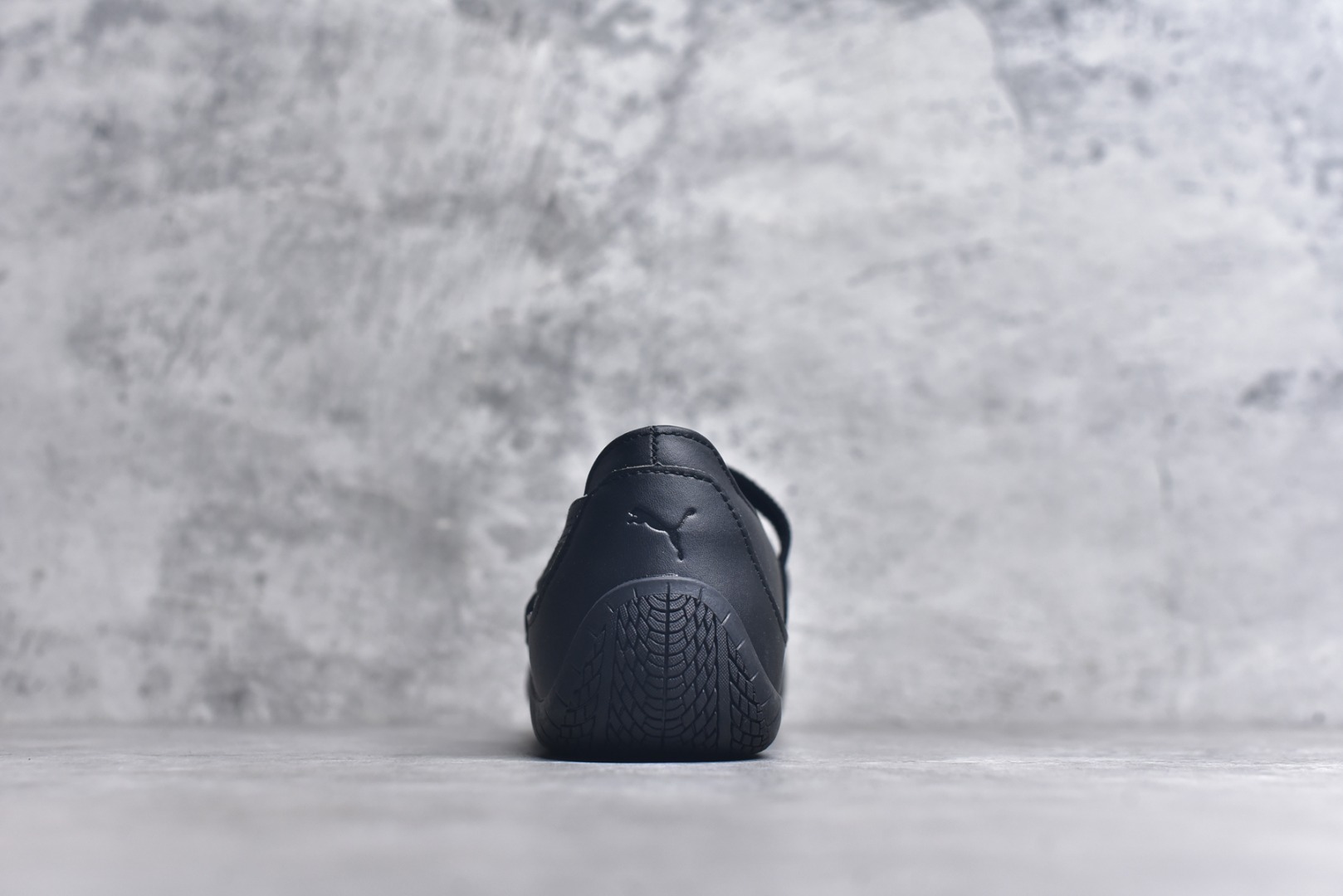 图片[5]-#Puma Speedcat ballet 舒适百搭 低帮 芭蕾鞋 #朴彩英 rose 同款 黑粉配色甜酷感拉满 低帮设计超显脚踝纤细，上脚轻盈又舒适。不管日常出街还是运动都适配，防滑耐磨超抗造。 尺码：35-41-选品中心