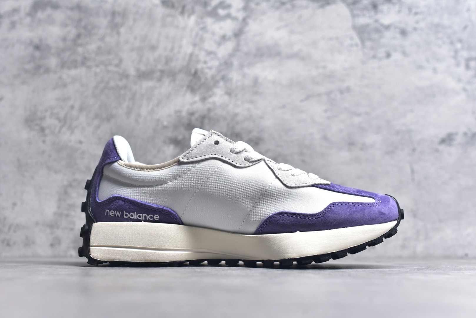 图片[3]-#New Balance MS327 复古休闲运动慢跑鞋 以更纯粹的复古风格设计打造的全新造型 侧身还以解构设计 将 N 字标志以做旧压花样式呈现 货号：MS327FE-2 尺码：36 37 37.5 38 38.5 39.5 40-选品中心