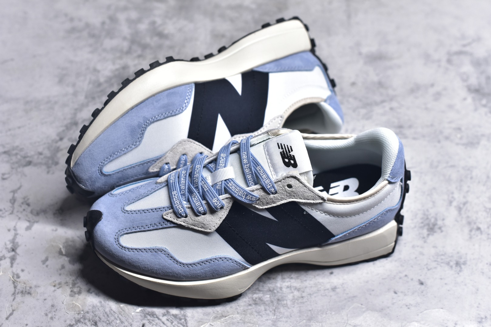图片[7]-#New Balance MS327 复古休闲运动慢跑鞋 以更纯粹的复古风格设计打造的全新造型 侧身还以解构设计 将 N 字标志以做旧压花样式呈现 货号：MS327FE-1 尺码：36 37 37.5 38 38.5 39.5 40 40.5 41.5 42 42.5 43 44 45-选品中心