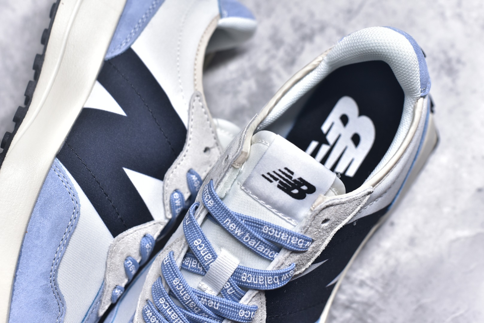 图片[9]-#New Balance MS327 复古休闲运动慢跑鞋 以更纯粹的复古风格设计打造的全新造型 侧身还以解构设计 将 N 字标志以做旧压花样式呈现 货号：MS327FE-1 尺码：36 37 37.5 38 38.5 39.5 40 40.5 41.5 42 42.5 43 44 45-选品中心