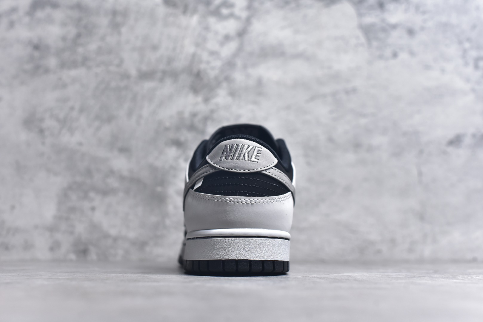 图片[5]-#Nike SB Dunk Low 拓荒骑士 周年高端定制 低帮休闲板鞋 WB0414-002 #定制鞋盒 超高清洁度 皮料切割干净无任何毛边 细节完美 尺码：40 40.5 41 42 42.5 43 44 44.5 45 46 9.E5-选品中心