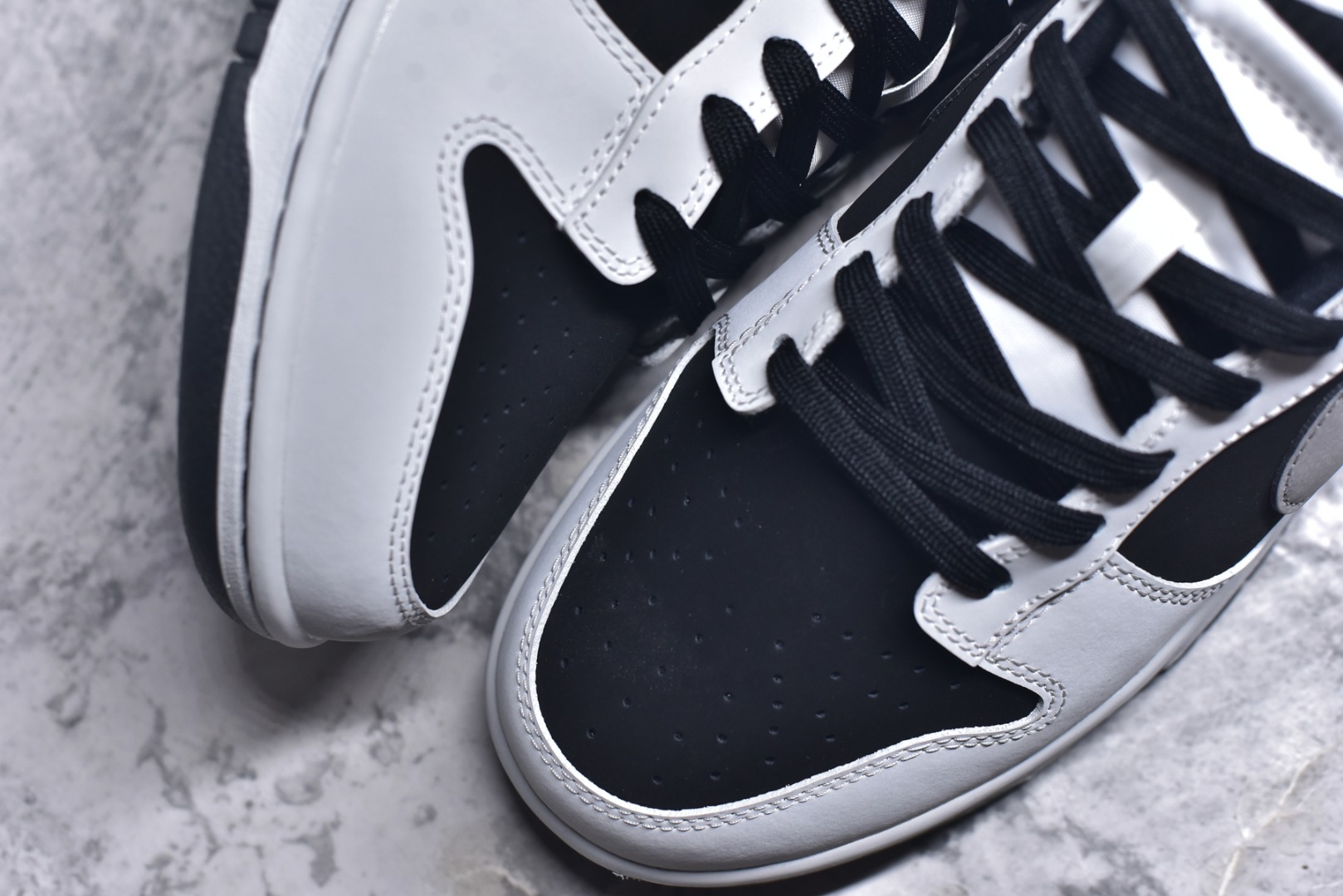 图片[8]-#Nike SB Dunk Low 拓荒骑士 周年高端定制 低帮休闲板鞋 WB0414-002 #定制鞋盒 超高清洁度 皮料切割干净无任何毛边 细节完美 尺码：40 40.5 41 42 42.5 43 44 44.5 45 46 9.E5-选品中心
