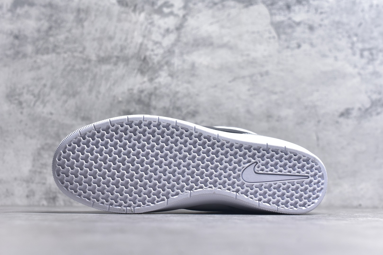 图片[6]-#Nike SB Force 58 硫化杯底 传统篮球风格 Nike SB Force 58 男/女滑板鞋采用包边设计 经久耐穿 硫化结构则有效提升灵活性 穿上这款创意力作 助你耀动街头 采用帆布和翻毛皮组合材料 融入打孔设计 为你打造彰显经典篮球风范的整体造型 货号：DV5477-001 尺码：35.5 36 36.5 37.5 38 38.5 39 40 40.5 41 42 42.5 43 44 45-选品中心
