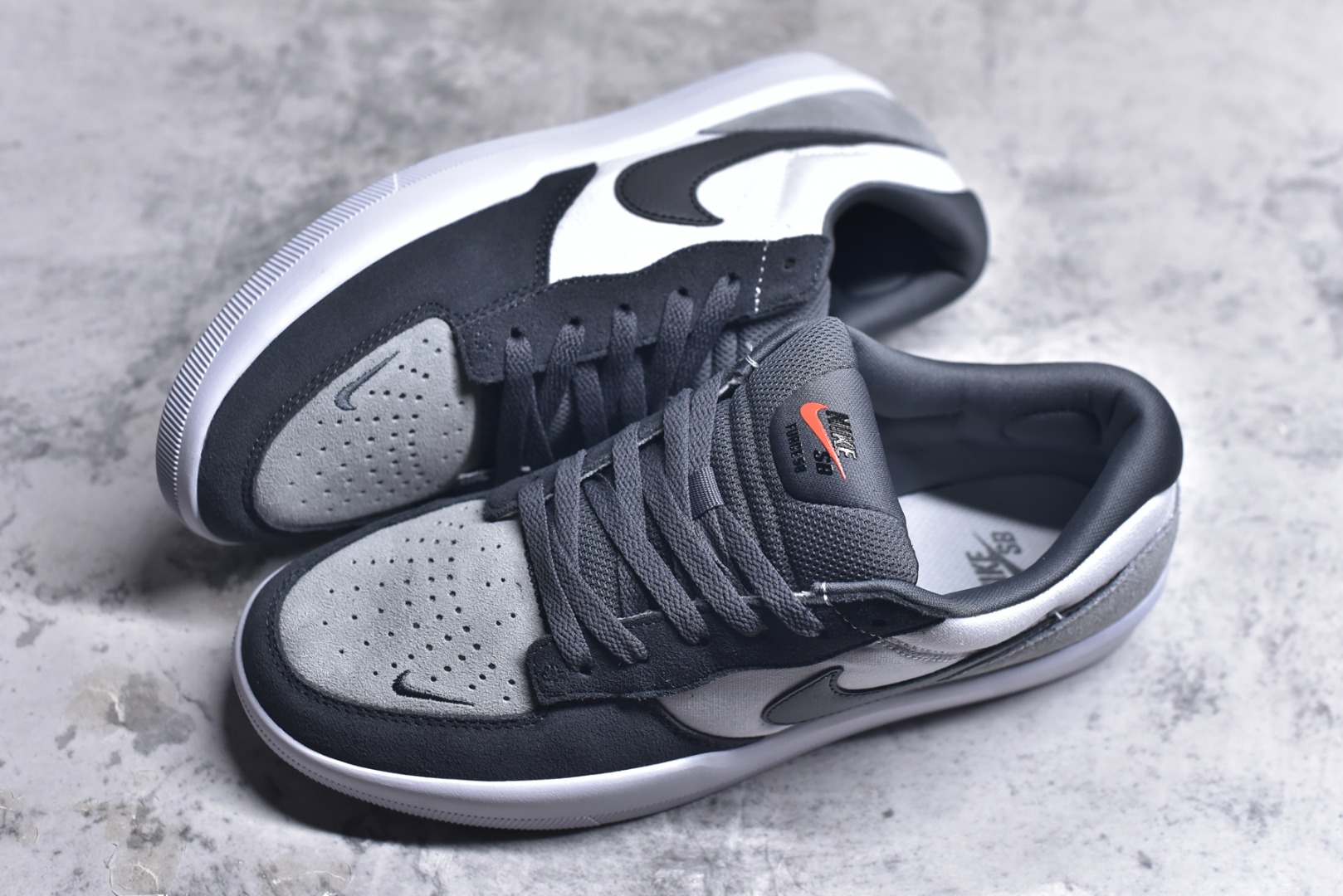 图片[7]-#Nike SB Force 58 硫化杯底 传统篮球风格 Nike SB Force 58 男/女滑板鞋采用包边设计 经久耐穿 硫化结构则有效提升灵活性 穿上这款创意力作 助你耀动街头 采用帆布和翻毛皮组合材料 融入打孔设计 为你打造彰显经典篮球风范的整体造型 货号：DV5477-001 尺码：35.5 36 36.5 37.5 38 38.5 39 40 40.5 41 42 42.5 43 44 45-选品中心