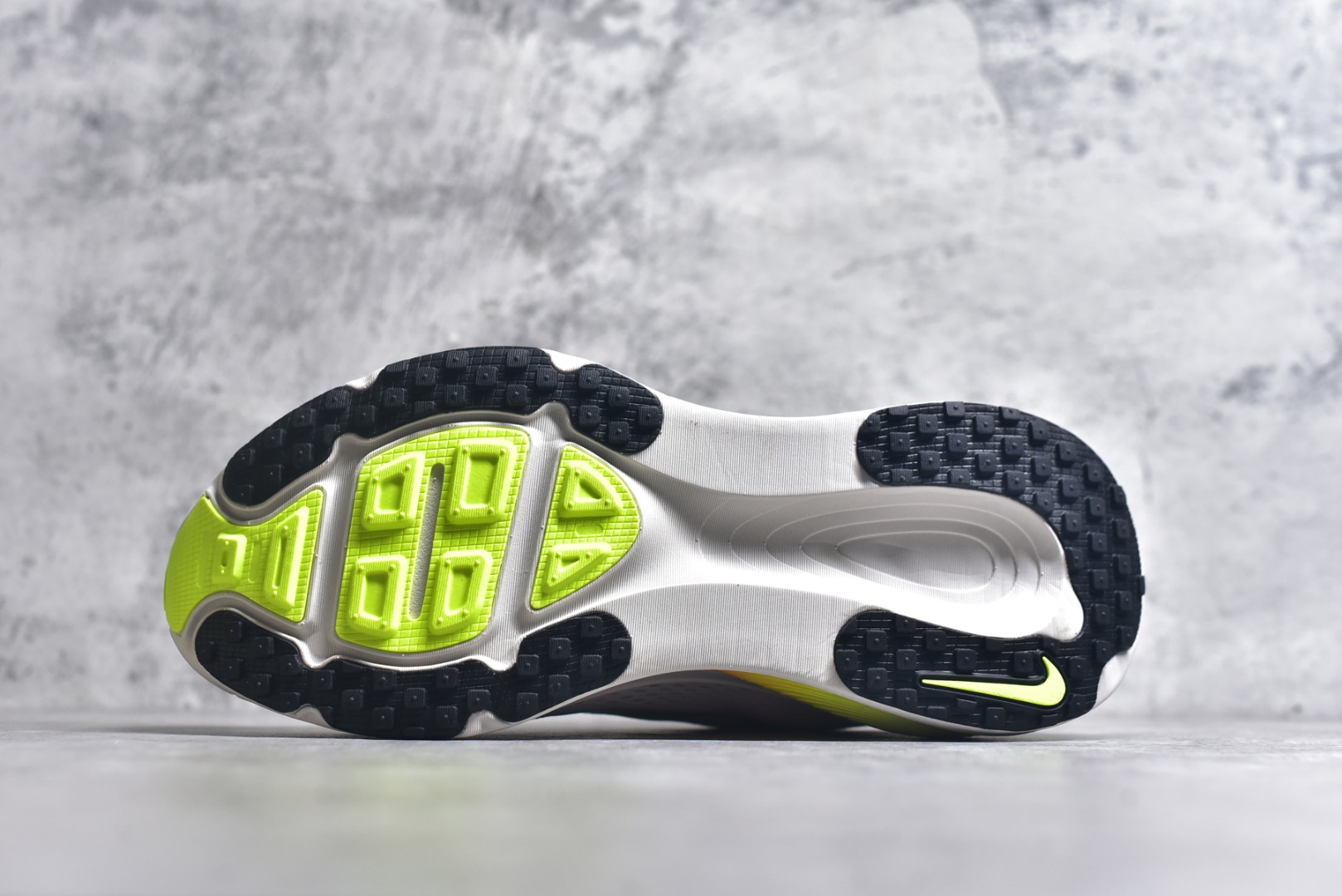 图片[6]-#Nike Vomero 18 ZoomX\”Summit White Geode Teal\”佛莫罗18代系列低帮轻质厚底缓震公路透气休闲运动跑步鞋HM6804 002 尺码：36-45（半）-选品中心