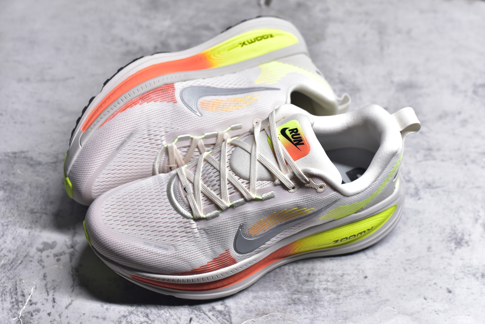图片[7]-#Nike Vomero 18 ZoomX\”Summit White Geode Teal\”佛莫罗18代系列低帮轻质厚底缓震公路透气休闲运动跑步鞋HM6804 002 尺码：36-45（半）-选品中心