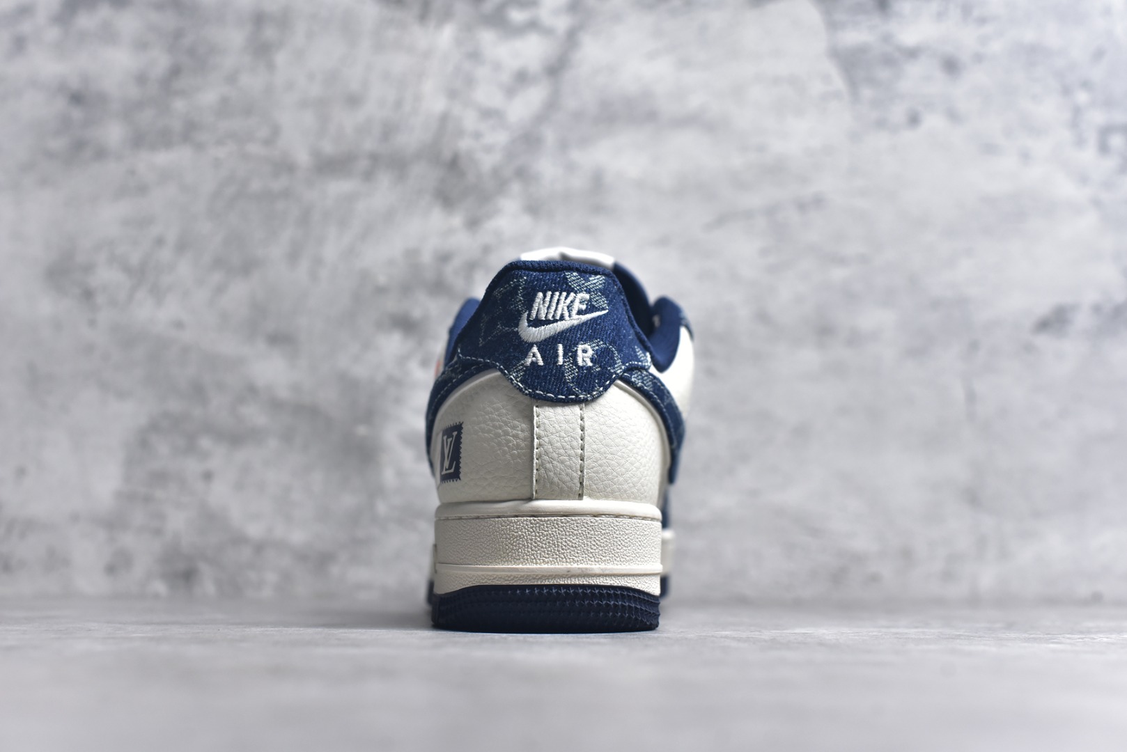 图片[5]-#Nike Air Force 1\’07 Low LV联名 前掌蓝牛仔 空军一号低帮休闲板鞋 YX5066-355 #原楦头原纸板 原装鞋盒 定制五金配件 内置全掌气垫 原厂鞋底 尺码：36 36.5 37.5 38 38.5 39 40 40.5 41 42 42.5 43 44 44.5 45 9.D4-选品中心