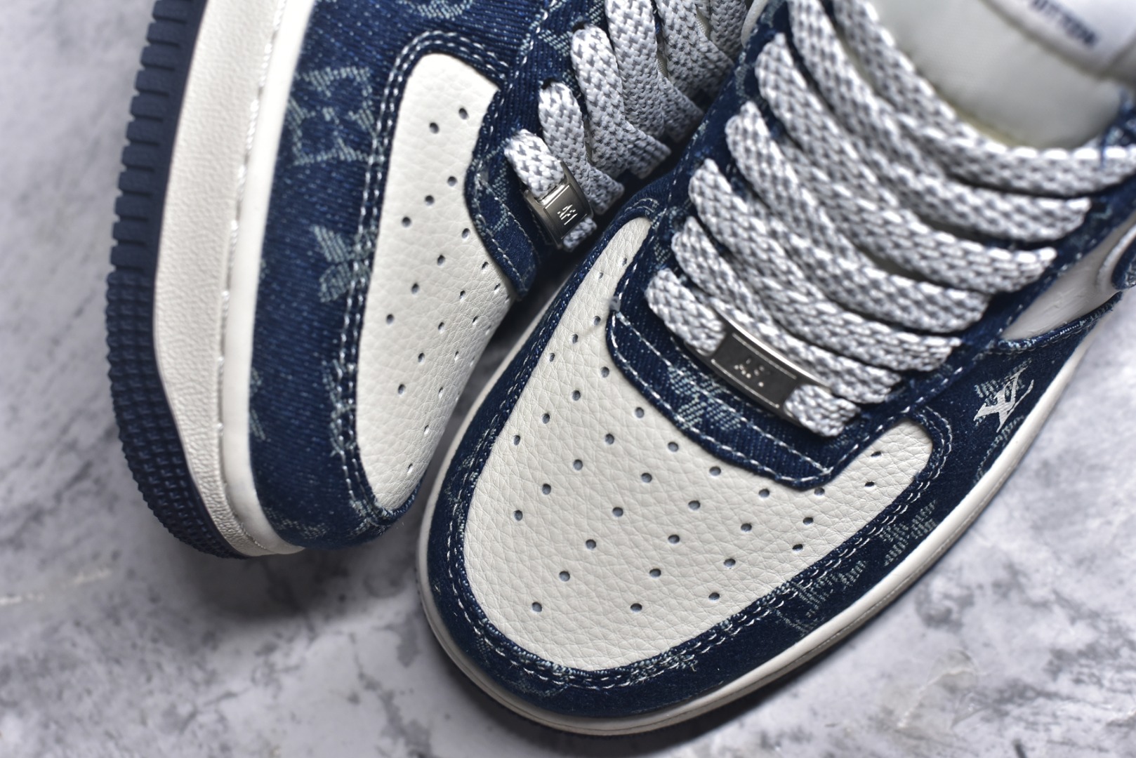 图片[8]-#Nike Air Force 1\’07 Low LV联名 前掌蓝牛仔 空军一号低帮休闲板鞋 YX5066-355 #原楦头原纸板 原装鞋盒 定制五金配件 内置全掌气垫 原厂鞋底 尺码：36 36.5 37.5 38 38.5 39 40 40.5 41 42 42.5 43 44 44.5 45 9.D4-选品中心