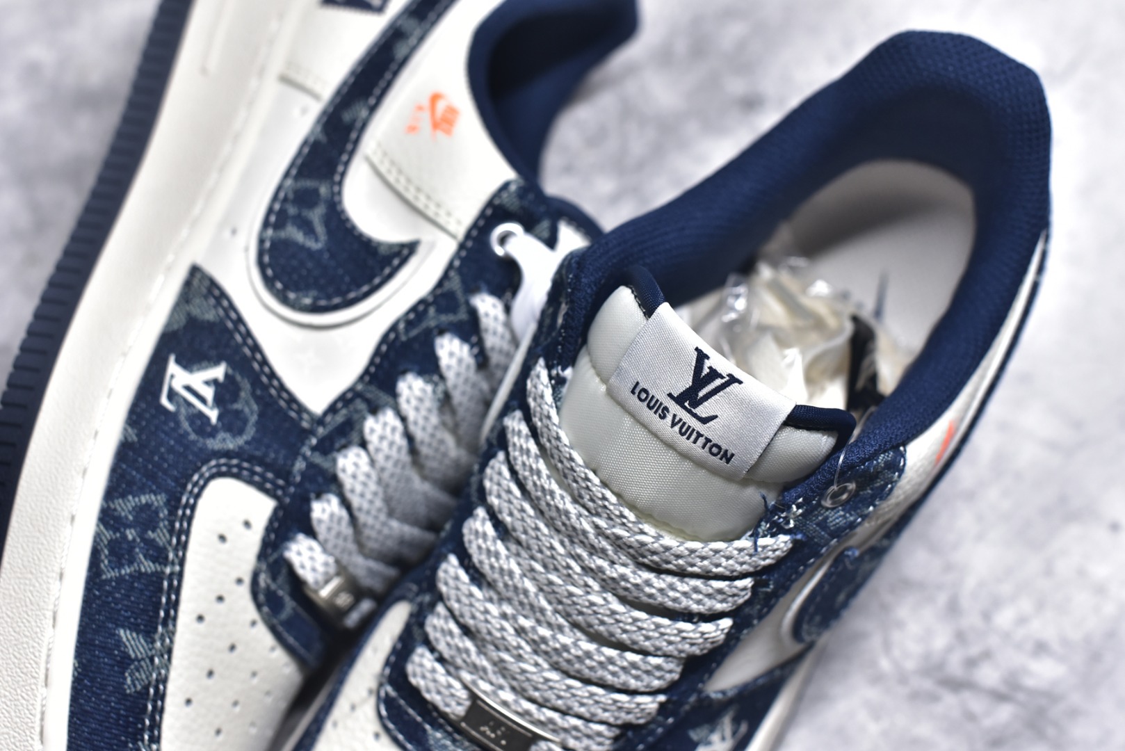 图片[9]-#Nike Air Force 1\’07 Low LV联名 前掌蓝牛仔 空军一号低帮休闲板鞋 YX5066-355 #原楦头原纸板 原装鞋盒 定制五金配件 内置全掌气垫 原厂鞋底 尺码：36 36.5 37.5 38 38.5 39 40 40.5 41 42 42.5 43 44 44.5 45 9.D4-选品中心