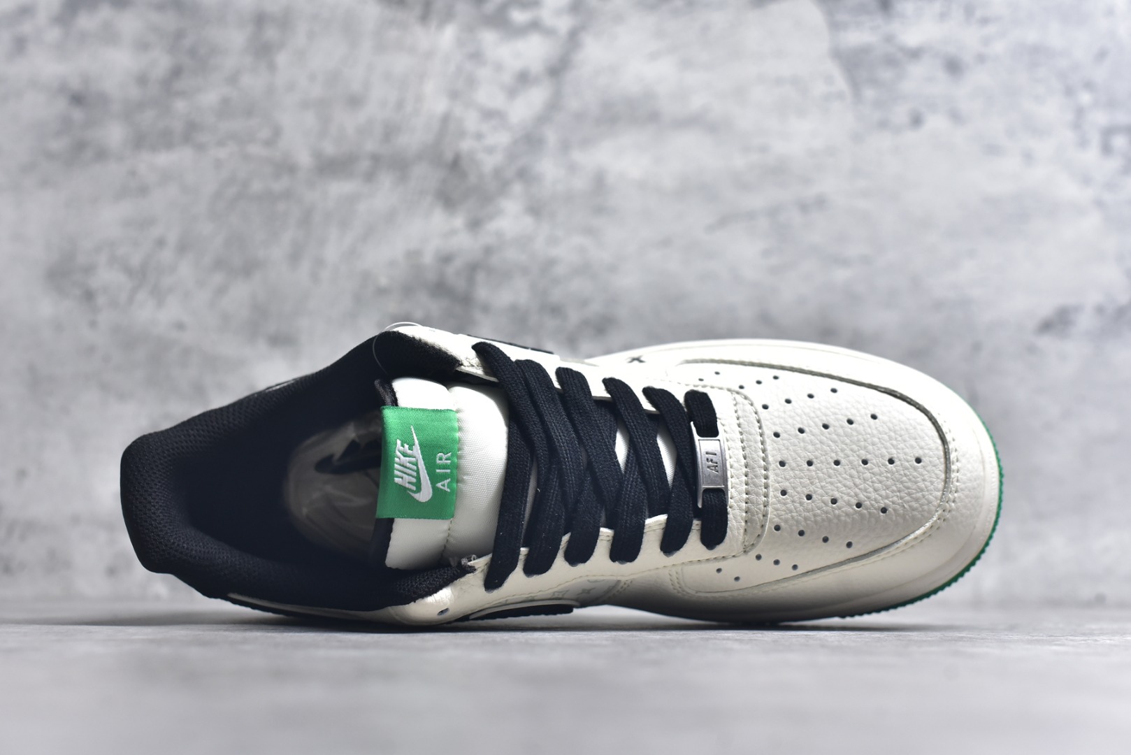 图片[4]-#Nike Air Force 1\’07 Low LV联名 米黑鳞纹绿底 空军一号低帮休闲板鞋 QW5836-008 #原楦头原纸板 原装鞋盒 定制五金配件 内置全掌气垫 原厂鞋底 尺码：36 36.5 37.5 38 38.5 39 40 40.5 41 42 42.5 43 44 44.5 45 9.D4-选品中心