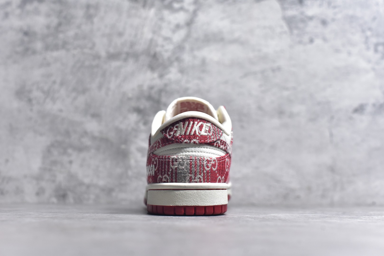 图片[5]-#Nike SB Dunk Low 古驰联名 灰红牛仔 周年高端定制 低帮休闲板鞋 SC9207-417 #定制鞋盒 大厂纯原品质出货 超高清洁度 皮料切割干净无任何毛边 细节完美 尺码：36 36.5 37.5 38 38.5 39 40 40.5 41 42 42.5 43 44 44.5 45 9.E5-选品中心