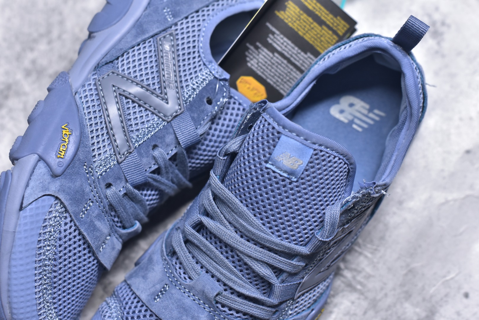 图片[9]-#New Balance MT10系列 薄系扁鞋风赤足生活休闲鞋 MT10OAD #鞋底采用Vibram橡胶大底，赋予卓越的抓地力，适合多种地形穿着。中底采用薄薄的缓冲层，提供舒适的穿着体验。鞋身紧贴脚面，形成良好的包裹性，减少脚在鞋内的移动与摩擦。4毫米的低坡差设计更适合自然的中足落地方式，尽可能贴近地面，让穿着者能够更贴近地面，感受大自然的每一丝呼吸。 尺码：36 37 37.5 38 38.5 39 40 40.5 41 42 42.5 43 44 45-选品中心