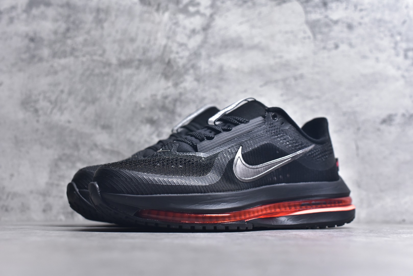 图片[2]-#Nike Air Zoom Pegasus Premium 耐克网面全掌气垫缓震跑鞋 #全掌可见的Air Zoom首次在Pegasus系列中出现，模仿了Vaporfly的碳板曲线，增强了跑步时的流畅过渡。 货号：HQ2592-003 尺码：36-45-选品中心