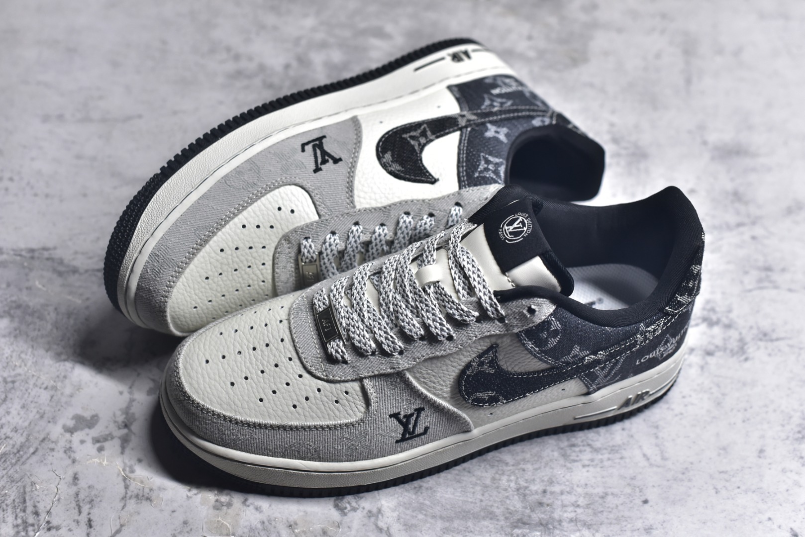图片[7]-#Nike Air Force 1\’07 Low LV联名 拼接牛仔 空军一号低帮休闲板鞋 SC0601-550 #原楦头原纸板 原装鞋盒 定制五金配件 内置全掌气垫 原厂鞋底 尺码：36 36.5 37.5 38 38.5 39 40 40.5 41 42 42.5 43 44 44.5 45 9.D4-选品中心