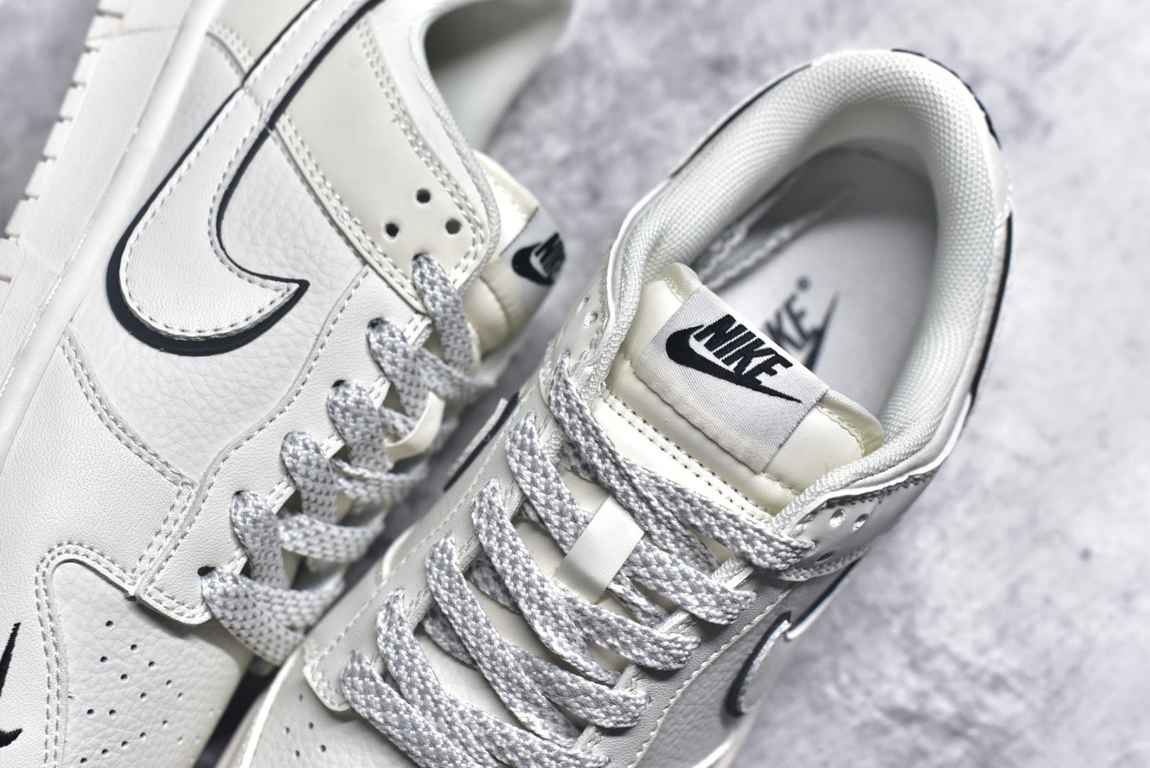 图片[9]-#SB Dunk Low \”Just Do it\” 周年高端定制 低帮休闲板鞋 CS1688-110 #定制鞋盒 大厂纯原品质出货 超高清洁度 皮料切割干净无任何毛边 细节完美 尺码：36 36.5 37.5 38 38.5 39 40 40.5 41 42 42.5 43 44 44.5 45 9.E5-选品中心