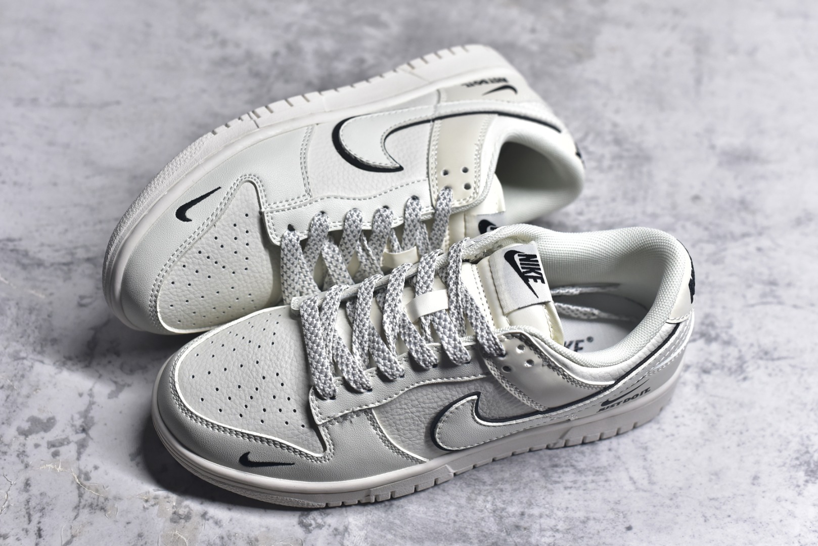 图片[7]-#SB Dunk Low \”Just Do it\” 周年高端定制 低帮休闲板鞋 CS1688-110 #定制鞋盒 大厂纯原品质出货 超高清洁度 皮料切割干净无任何毛边 细节完美 尺码：36 36.5 37.5 38 38.5 39 40 40.5 41 42 42.5 43 44 44.5 45 9.E5-选品中心