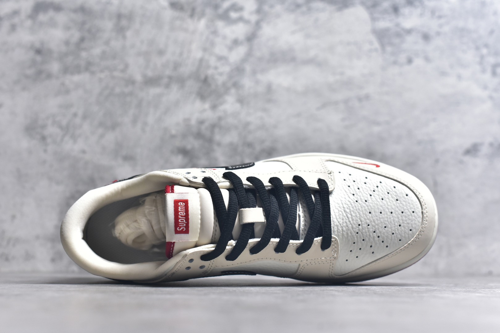 图片[4]-#Nike SB Dunk Low Sup联名 白卡其三小勾 周年高端定制 低帮休闲板鞋 SC9207-427 #定制鞋盒 大厂纯原品质出货 超高清洁度 皮料切割干净无任何毛边 细节完美 尺码：36 36.5 37.5 38 38.5 39 40 40.5 41 42 42.5 43 44 44.5 45 9.E5-选品中心