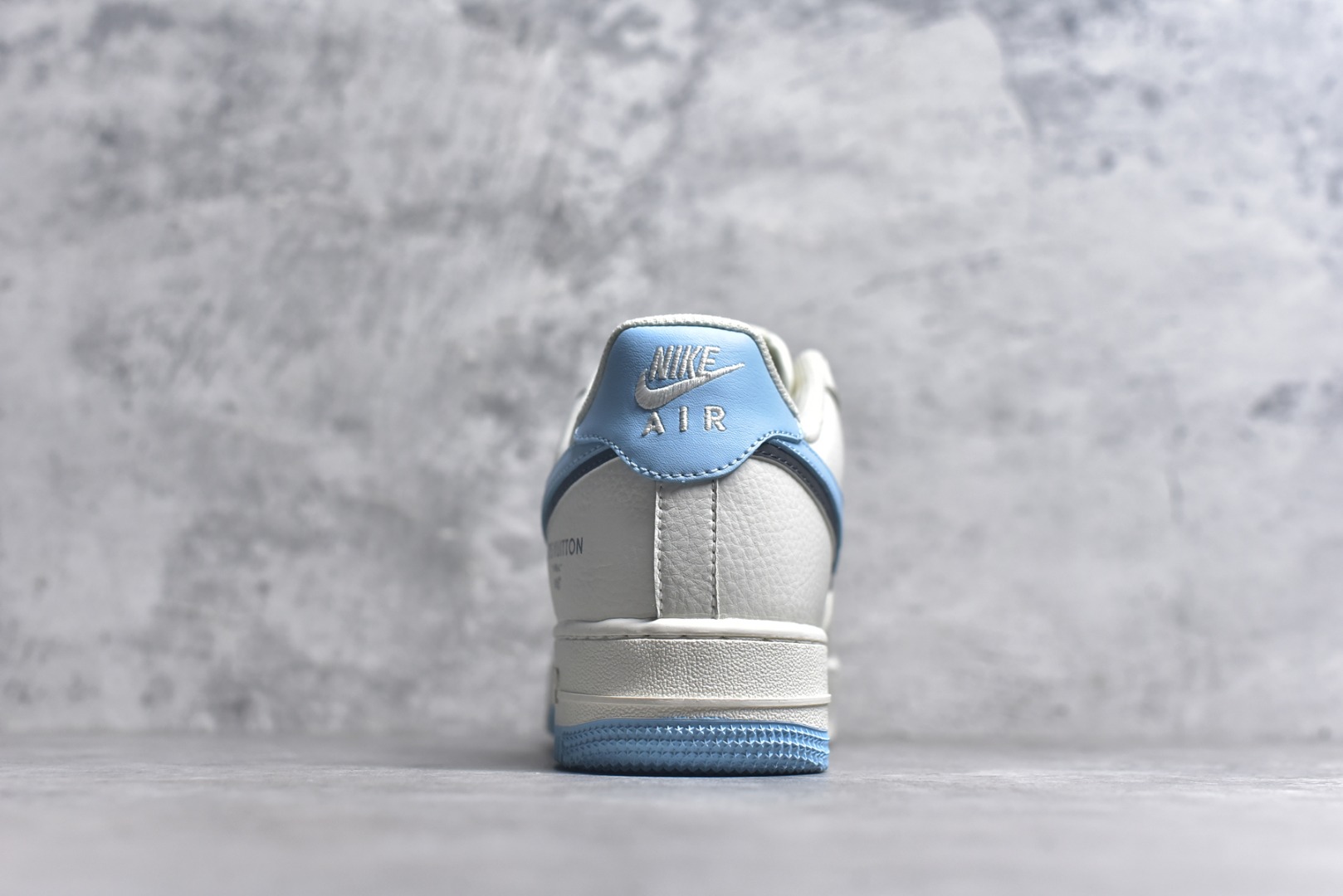 图片[5]-#Nike Air Force 1\’07 Low LV联名 双拼双勾 空军一号低帮休闲板鞋 CS5288-028 #原楦头原纸板 原装鞋盒 定制五金配件 内置全掌气垫 原厂鞋底 尺码：36 36.5 37.5 38 38.5 39 40 40.5 41 42 42.5 43 44 44.5 45 9.D4-选品中心