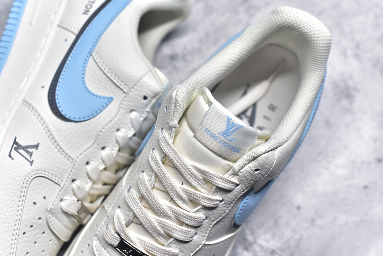 图片[9]-#Nike Air Force 1\’07 Low LV联名 双拼双勾 空军一号低帮休闲板鞋 CS5288-028 #原楦头原纸板 原装鞋盒 定制五金配件 内置全掌气垫 原厂鞋底 尺码：36 36.5 37.5 38 38.5 39 40 40.5 41 42 42.5 43 44 44.5 45 9.D4-选品中心