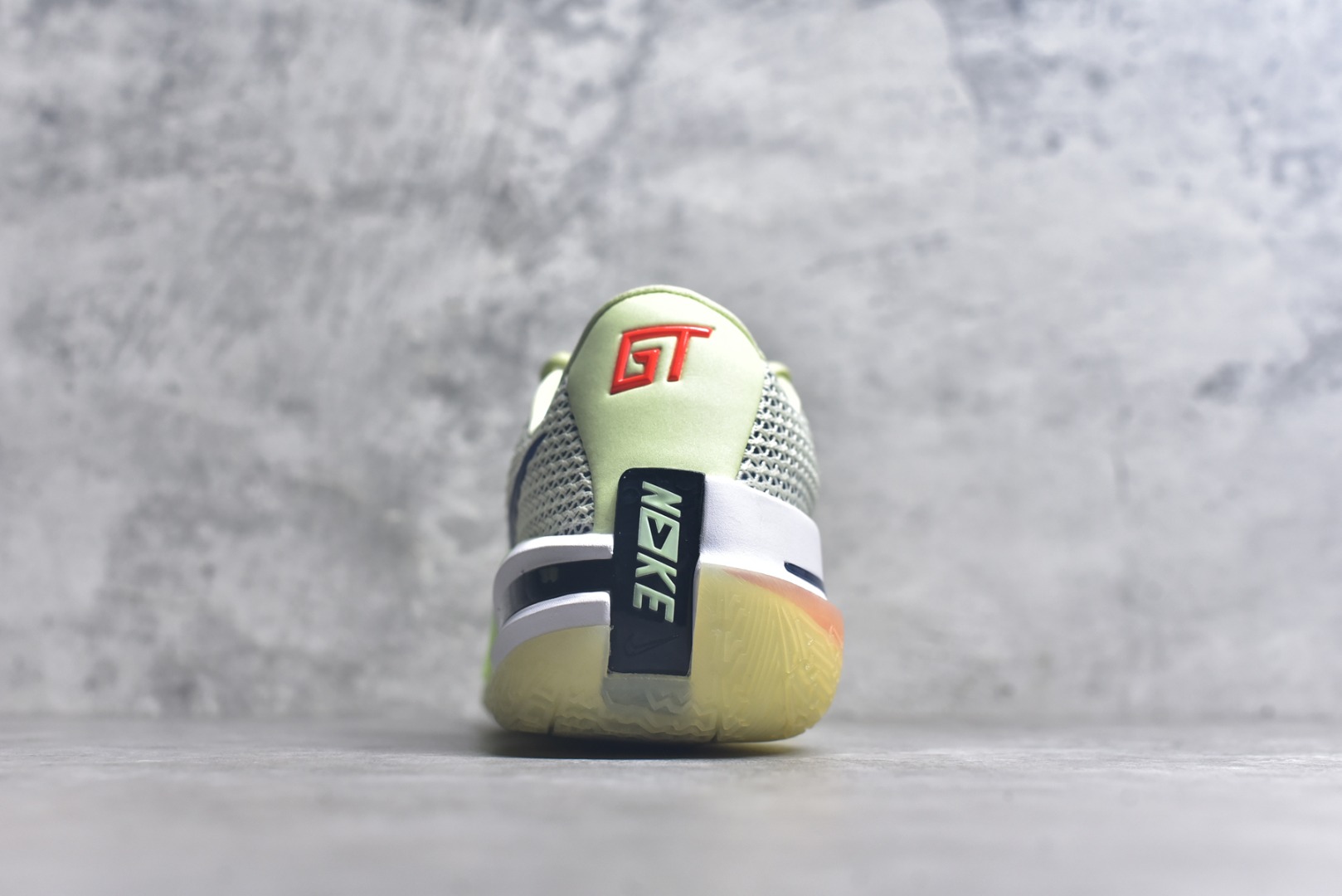 图片[5]-#NK AIR ZOOM G.T. CUT 实战篮球鞋 CZ0176-300 鞋身整体以多色拼接为主 全掌REACT+ZOOM STROBEL+后跟ZOOM 离地面更近的设计提供更快的反应速度 轻质双层网质鞋面 鞋面部分区域加强提供更好的控制力 低密度材料制成的鞋舌轻质舒适 后跟处分别配有“GT”字样和全新的鞋款系列Logo 男女鞋 尺码：40-46-选品中心