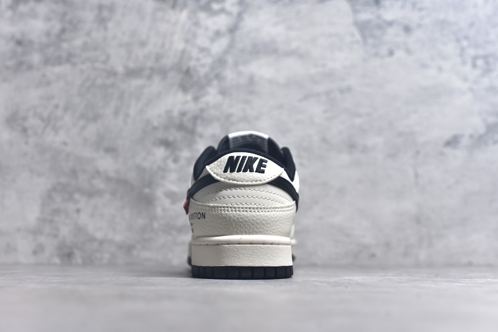 图片[5]-#Nike SB Dunk Low LV联名 印花米黑 高端定制 低帮休闲板鞋 QW5836-021 #定制鞋盒 大厂纯原品质出货 超高清洁度 皮料切割干净无任何毛边 细节完美 尺码：36 36.5 37.5 38 38.5 39 40 40.5 41 42 42.5 43 44 44.5 45 9.E5-选品中心
