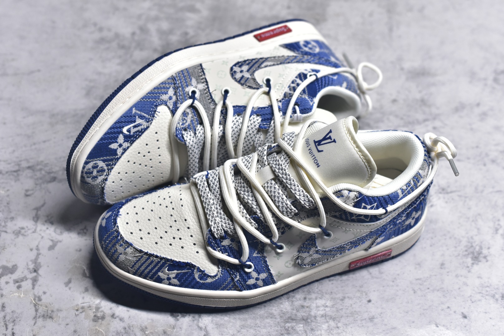 图片[7]-#Air Jordan 1 Low AJ1 乔1 LV联名 蓝花布抽绳 高端定制 低帮复古篮球鞋 YX5066-373 #定制鞋盒 大厂纯原品质出货 超高清洁度 皮料切割干净无任何毛边 细节完美 尺码：36 36.5 37.5 38 38.5 39 40 40.5 41 42 42.5 43 44 44.5 45 9.E5-选品中心