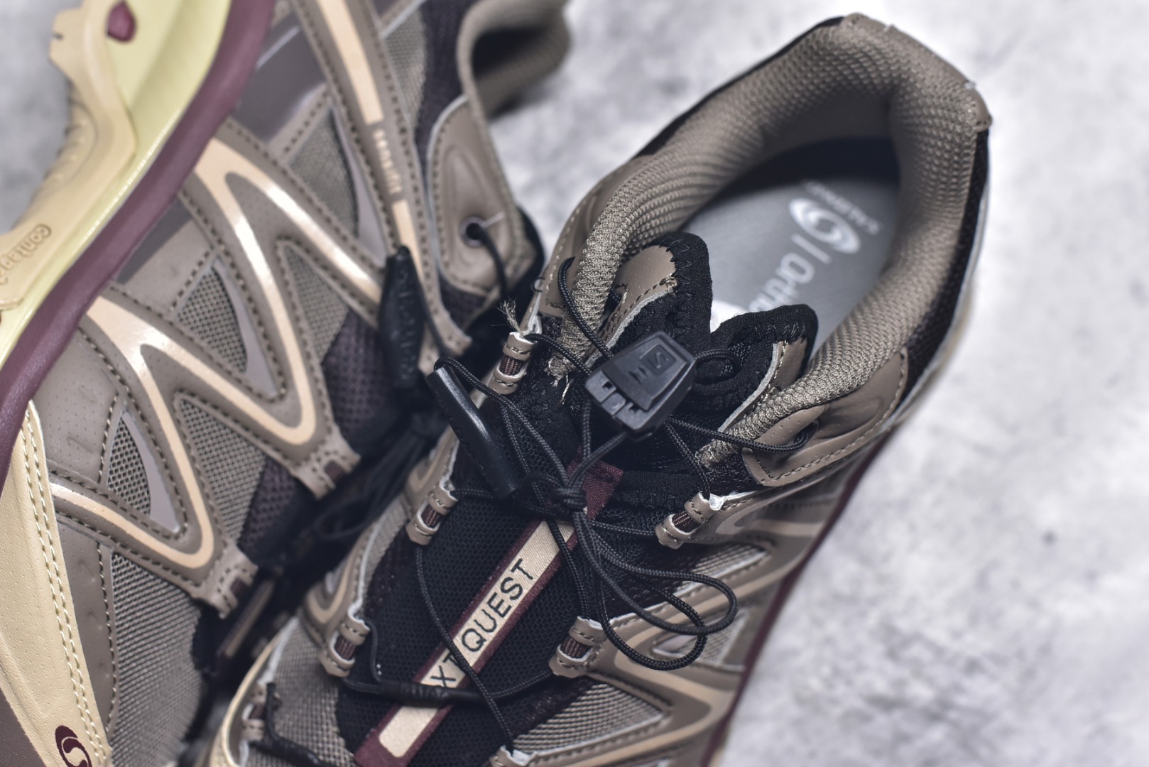 图片[9]-#Salomon XT-QUEST ADV 萨洛蒙 时尚 舒适减震防滑耐磨 低帮跑步鞋 男女同款 478850 纯原外贸平台特供订单 耗时半年巨作 全套原纸板楦头开发 原厂特供网布配套加持 确保原汁原味 完美呈现版型 原档数据独家私模五层组合大底 男女鞋同步官方 原装Ortholite轻量化鞋垫 中底布带钢印编号 原厂TPU锁扣 进口港宝加持 后跟自然饱满 还原公司包裹性 基于 SALOMON 初代 XT 鞋身造型并搭载 4D ADVANCED CHASSIS™ 大底打造而成 为这款 XT-QUEST 带来了多项足部控制与保护等功能性 如在运动过程中控制左右晃动的过程而提高稳定性、改善长途越野过程中足中到足尖的过渡、提高感知岩石的精确度以抵抗尖锐物体对脚底的伤害以及采用动态缓冲来增强穿着舒适感 从而减轻疲劳感 使 XT-QUEST 成为一双舒适且安全的户外之履 尺码：36 36.5 37.5 38 38.5 39 40 40.5 41 42 42.5 43 44 44.5 45-选品中心