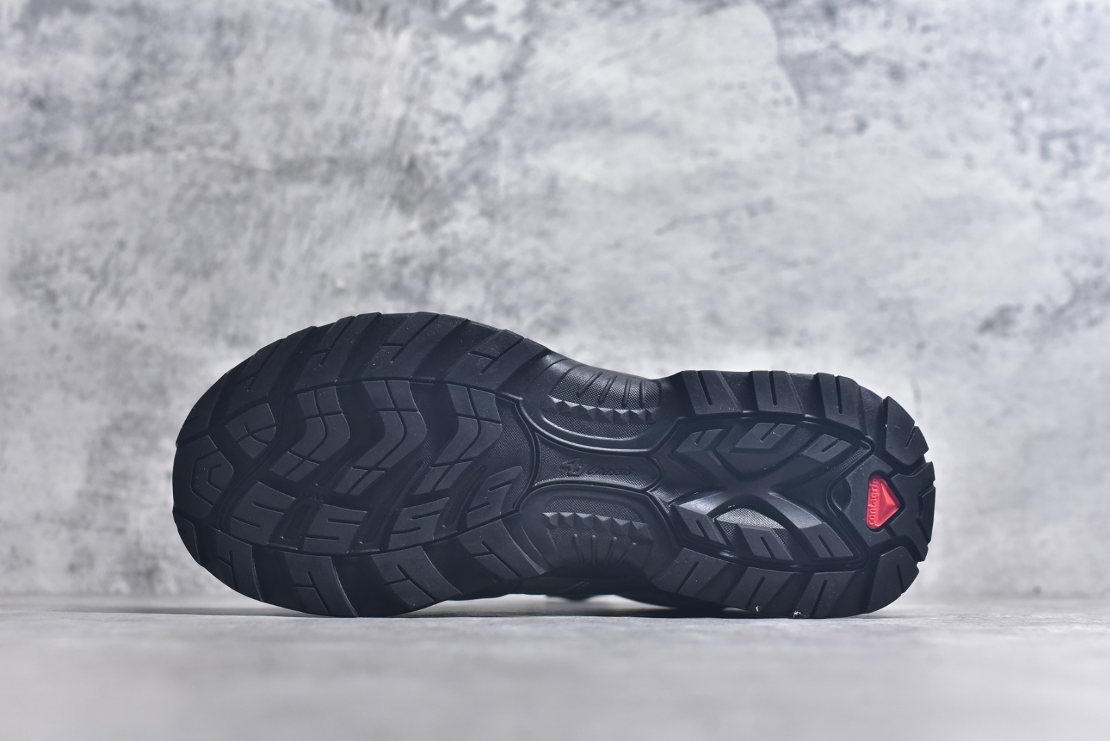 图片[6]-#Salomon XT-QUEST ADV 萨洛蒙 时尚 舒适减震防滑耐磨 低帮跑步鞋 男女同款 478852 纯原外贸平台特供订单 耗时半年巨作 全套原纸板楦头开发 原厂特供网布配套加持 确保原汁原味 完美呈现版型 原档数据独家私模五层组合大底 男女鞋同步官方 原装Ortholite轻量化鞋垫 中底布带钢印编号 原厂TPU锁扣 进口港宝加持 后跟自然饱满 还原公司包裹性 基于 SALOMON 初代 XT 鞋身造型并搭载 4D ADVANCED CHASSIS™ 大底打造而成 为这款 XT-QUEST 带来了多项足部控制与保护等功能性 如在运动过程中控制左右晃动的过程而提高稳定性、改善长途越野过程中足中到足尖的过渡、提高感知岩石的精确度以抵抗尖锐物体对脚底的伤害以及采用动态缓冲来增强穿着舒适感 从而减轻疲劳感 使 XT-QUEST 成为一双舒适且安全的户外之履 尺码：36 36.5 37.5 38 38.5 39 40 40.5 41 42 42.5 43 44 44.5 45-选品中心