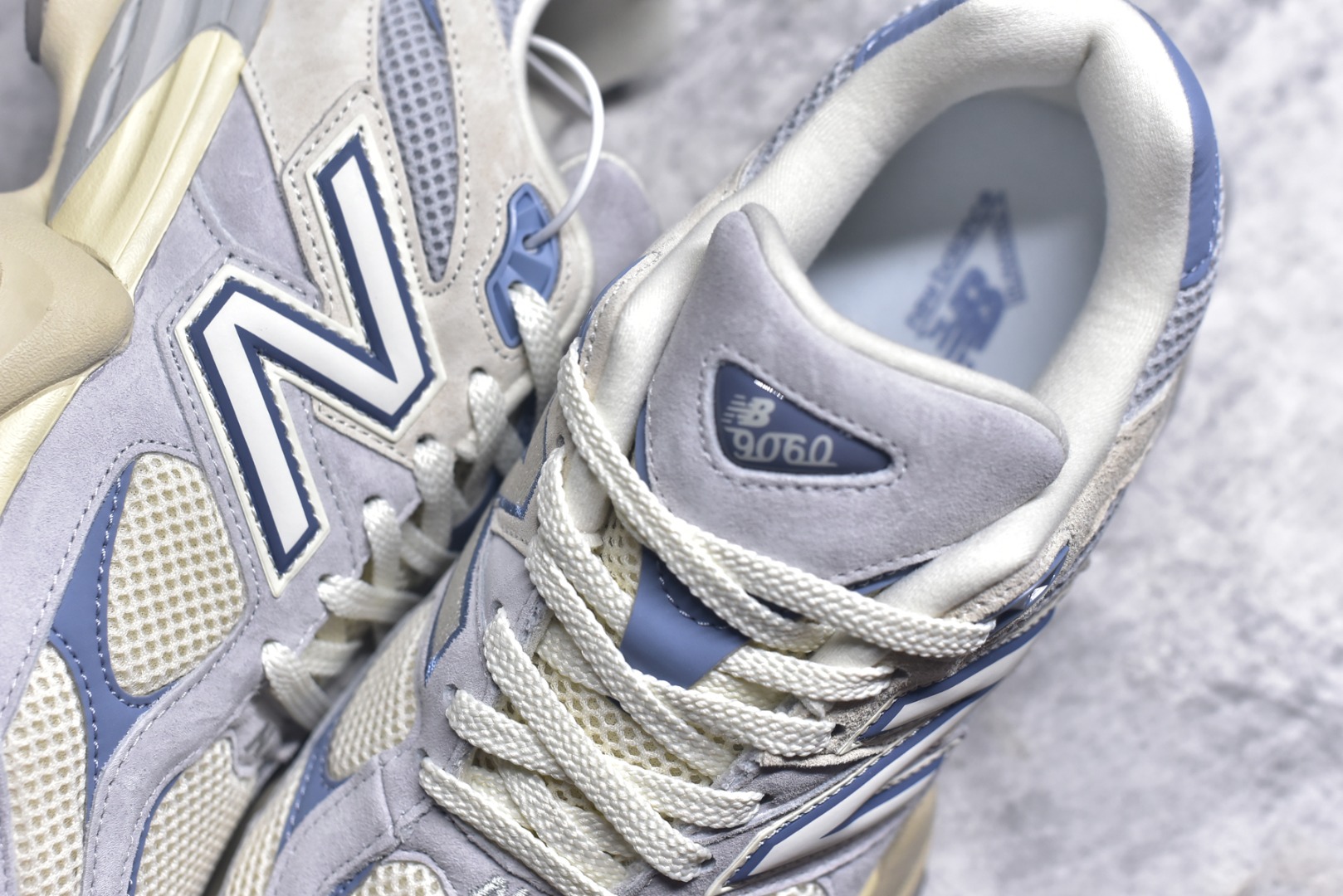 图片[9]-#New Balance NB9060 联名款 复古休闲运动慢跑鞋 U9060EEL #鞋款灵感源自设计师本人对夏日的怀日回忆。鞋面大身由空间双格及磨砂鞋面拼接而生，配以柔和、温暖的粉橘色调，夏日氛围拉满 #采用大面积网眼以及麂皮材质覆盖鞋身，还原经典气质。搭载ABZORB避震科技，由泡沫聚酯制成，上脚可以有效减少由鞋底反弹对身体及双腿的冲击力 尺码：36 37 37.5 38 38.5 39 40 40.5 41 42 42.5 43 44 44.5 45 46.5 3.D4-选品中心