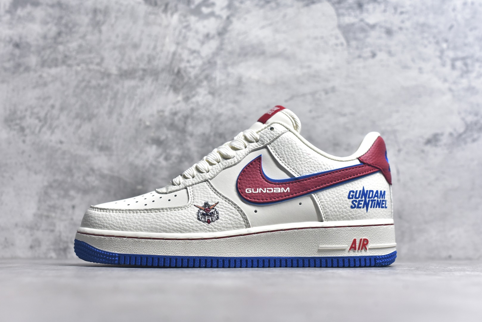 #Nike Air Force 1\’07 Low 万代联名 白红蓝 空军一号低帮休闲板鞋 SC0601-565 #原楦头原纸板 原装鞋盒 原厂鞋底 超高清洁度 细节完美 尺码：36 37 37.5 38 39 39.5 40 40.5 41.5 42 42.5 43 44 44.5 45 9.D4-选品中心