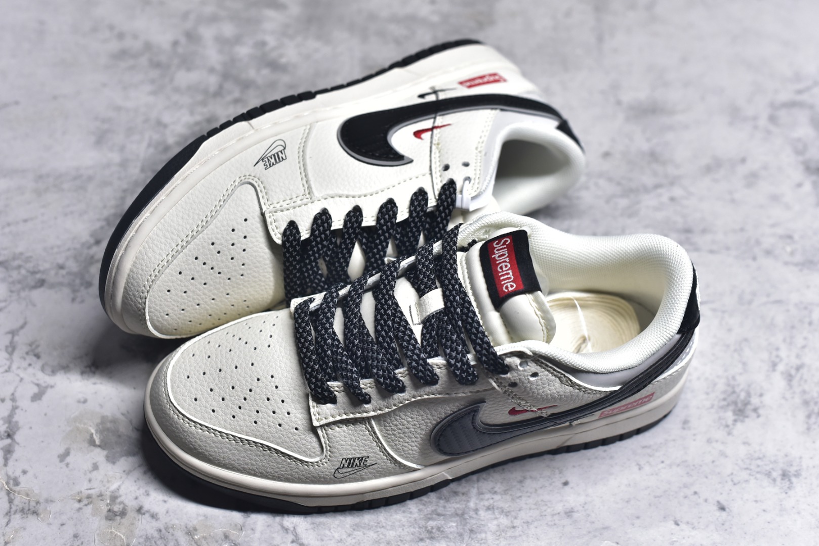 图片[7]-#NIKE DUNK SB LOW 全新配色 定制Dunk SB顾名思义，具有经典的Dunk血缘，又注入了更多的时尚元素。相较于普通的Dunk滑板鞋，改良版的Dunk SB加厚了鞋舌的填充，使舒适性大大提升，同时也更方便穿脱；中底部分则加入了脚感柔软舒适Zoom Air气垫，有效吸收滑板等极限运动在落地时带来的冲击力，为街头运动者们提供更好的保护 货号：JP1628 008 尺码：36 36.5 37.5 38 38.5 39 40 40.5 41 42 42.5 43 44 45-选品中心
