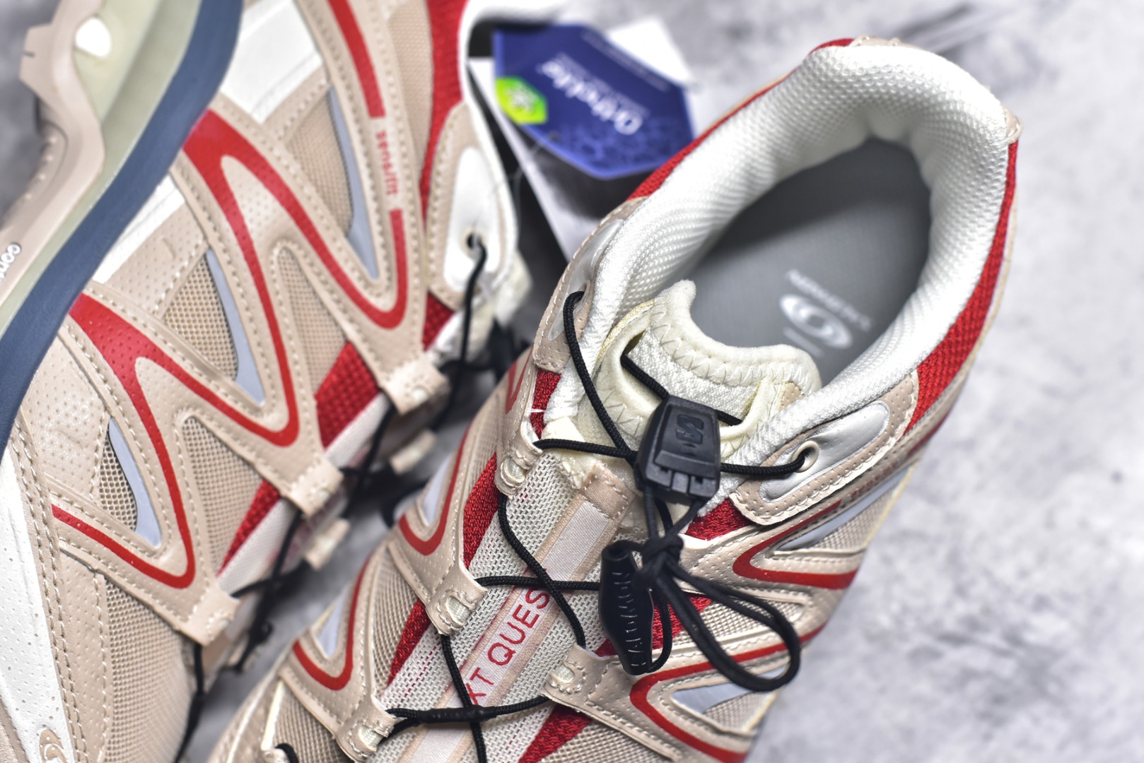 图片[9]-#Salomon XT-QUEST ADV 萨洛蒙潮流越野机能户外功能鞋 纯原外贸平台特供订单 耗时半年巨作 全套原纸板楦头开发 原厂特供网布配套加持 确保原汁原味 完美呈现版型 原档数据独家私模五层组合大底 男女鞋同步官方开发至46.5 原装Ortholite轻量化鞋垫 中底布带钢印编号 原厂TPU锁扣 进口港宝加持 后跟自然饱满 还原公司包裹性 基于 SALOMON 初代 XT 鞋身造型并搭载 4D ADVANCED CHASSIS™ 大底打造而成 为这款 XT-QUEST 带来了多项足部控制与保护等功能性 如在运动过程中控制左右晃动的过程而提高稳定性、改善长途越野过程中足中到足尖的过渡、提高感知岩石的精确度以抵抗尖锐物体对脚底的伤害以及采用动态缓冲来增强穿着舒适感 从而减轻疲劳感 使 XT-QUEST 成为一双舒适且安全的户外之履 尺码：36 36.5 37.5 38 38.5 39 40 40.5 41 42 42.5 43 44 44.5 45-选品中心