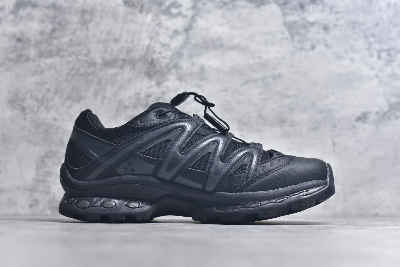 图片[3]-#Salomon XT-QUEST ADV 萨洛蒙潮流越野机能户外功能鞋 纯原外贸平台特供订单 耗时半年巨作 全套原纸板楦头开发 原厂特供网布配套加持 确保原汁原味 完美呈现版型 原档数据独家私模五层组合大底 男女鞋同步官方开发至46.5 原装Ortholite轻量化鞋垫 中底布带钢印编号 原厂TPU锁扣 进口港宝加持 后跟自然饱满 还原公司包裹性 基于 SALOMON 初代 XT 鞋身造型并搭载 4D ADVANCED CHASSIS™ 大底打造而成 为这款 XT-QUEST 带来了多项足部控制与保护等功能性 如在运动过程中控制左右晃动的过程而提高稳定性、改善长途越野过程中足中到足尖的过渡、提高感知岩石的精确度以抵抗尖锐物体对脚底的伤害以及采用动态缓冲来增强穿着舒适感 从而减轻疲劳感 使 XT-QUEST 成为一双舒适且安全的户外之履 尺码：36 36.5 37.5 38 38.5 39 40 40.5 41 42 42.5 43 44 44.5 45-选品中心