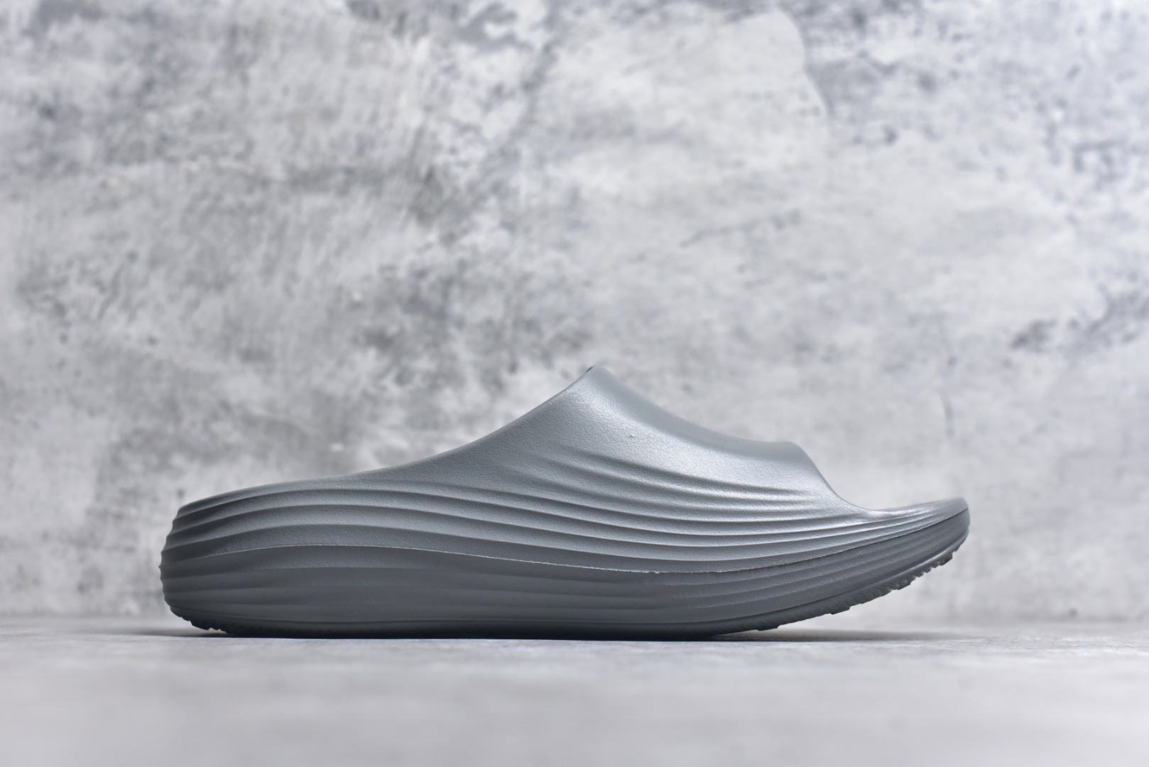 图片[3]-#Nike ReactX Rejuven8 Slide 耐克夏日穿搭拖鞋 #采用质感柔软且出众回弹的 ReactX泡绵，缔造非凡舒适的日常穿着体验，助你保持活力。 货号：HV4484-002 尺码：36-45-选品中心