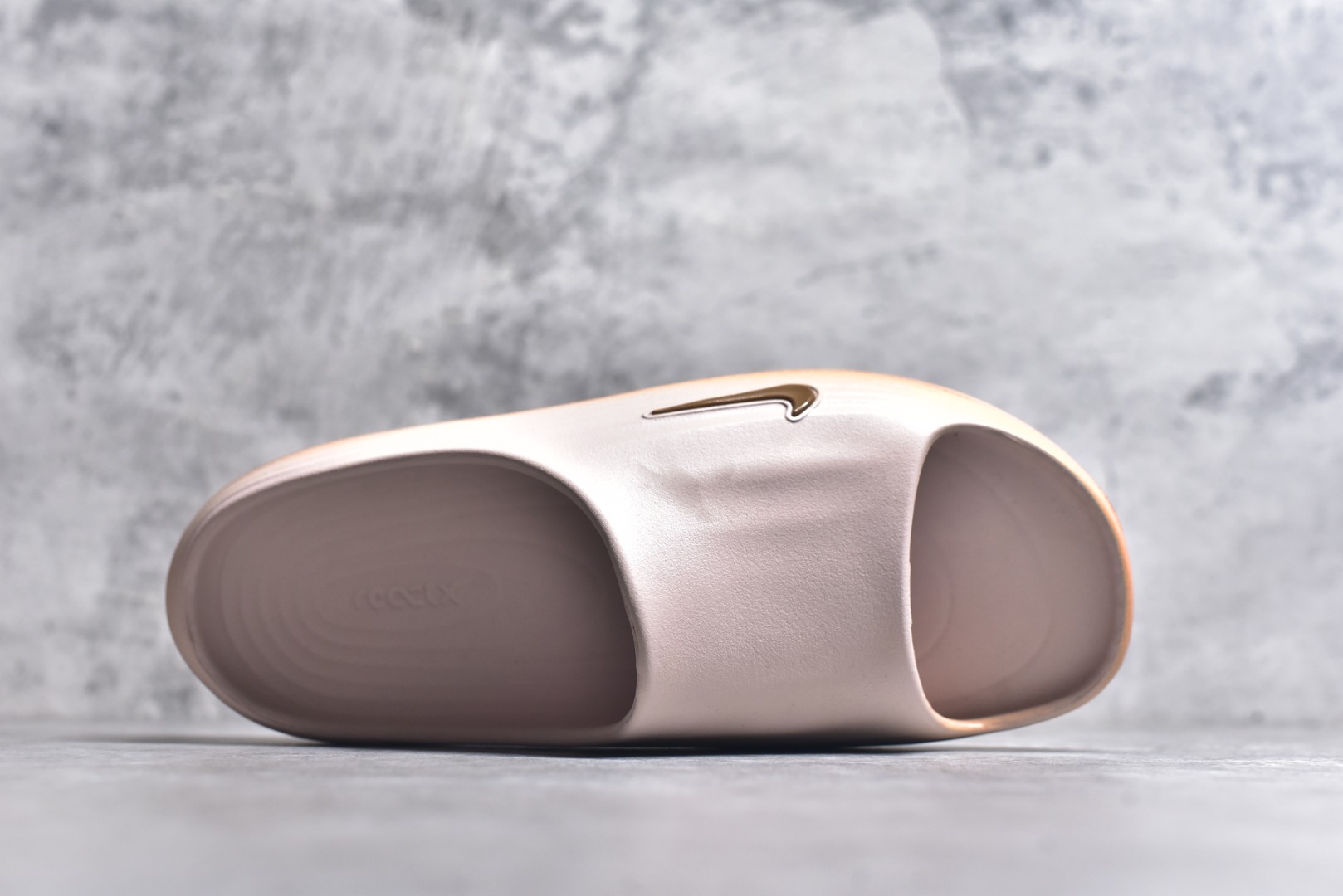 图片[4]-#Nike ReactX Rejuven8 Slide 耐克夏日穿搭拖鞋 #采用质感柔软且出众回弹的 ReactX泡绵，缔造非凡舒适的日常穿着体验，助你保持活力。 货号：HV4484-800 尺码：36-45-选品中心