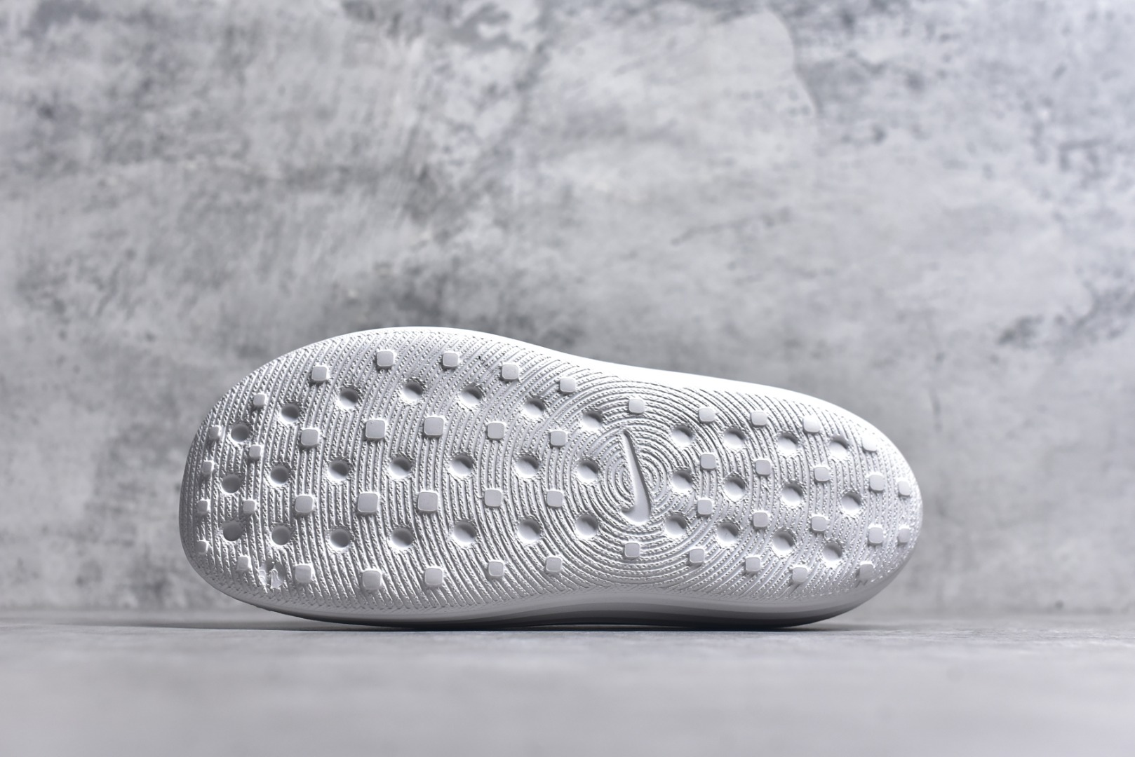 图片[6]-#Nike ReactX Rejuven8 Slide 耐克夏日穿搭拖鞋 #采用质感柔软且出众回弹的 ReactX泡绵，缔造非凡舒适的日常穿着体验，助你保持活力。 货号：HV4479-100 尺码：36-45-选品中心