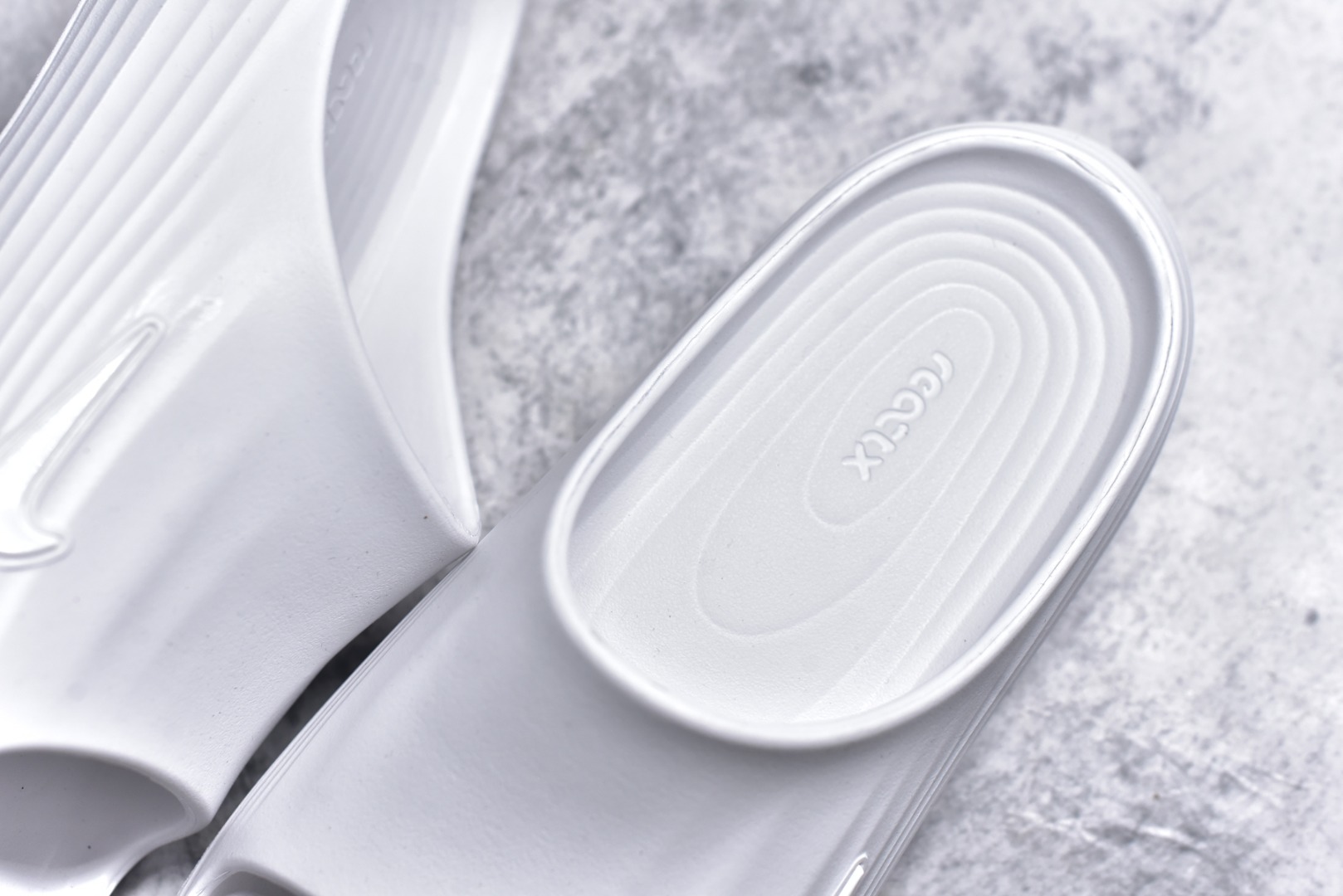 图片[9]-#Nike ReactX Rejuven8 Slide 耐克夏日穿搭拖鞋 #采用质感柔软且出众回弹的 ReactX泡绵，缔造非凡舒适的日常穿着体验，助你保持活力。 货号：HV4479-100 尺码：36-45-选品中心
