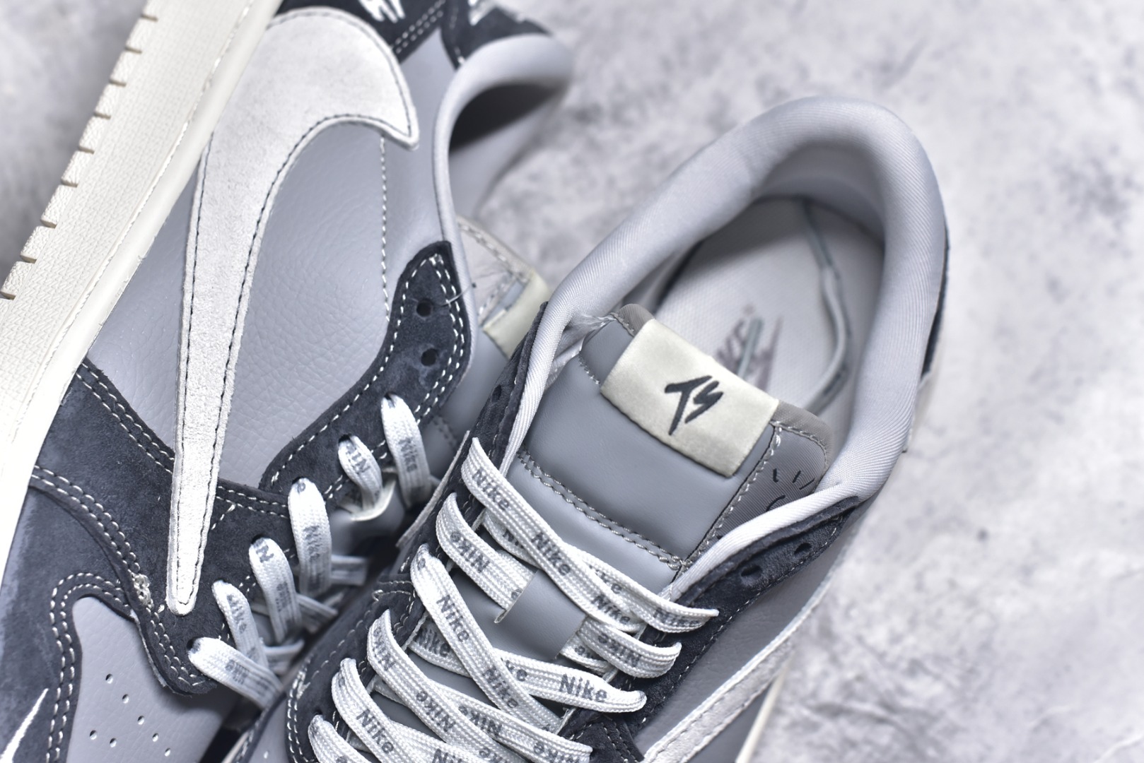 图片[9]-#Nike Air Jordan 1 Low 定制配色 定制AJ联名-高端定制 低帮复古文化板鞋 #定制鞋盒 大厂纯原品质出货 超高清洁度 皮料切割干净无任何毛边 细节完美 货号：CF3688 055 尺码：36 36.5 37.5 38 38.5 39 40 40.5 41 42 42.5 43 44 44.5 45-选品中心