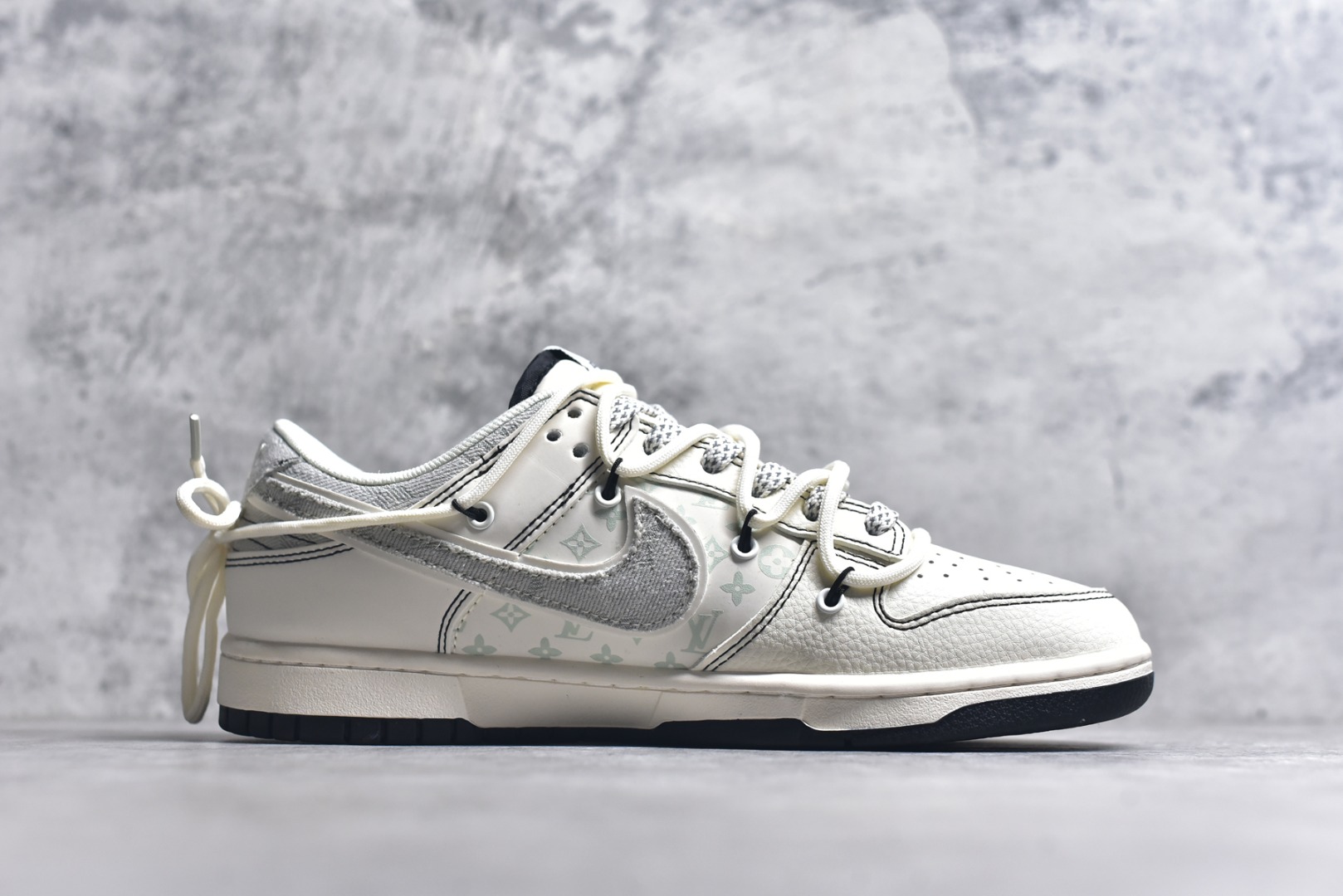 图片[3]-#Nike SB Dunk Low LV联名 灰布勾抽绳 周年高端定制 低帮休闲板鞋 YX5066-379 #定制鞋盒 大厂纯原品质出货 超高清洁度 皮料切割干净无任何毛边 细节完美 尺码：36 36.5 37.5 38 38.5 39 40 40.5 41 42 42.5 43 44 44.5 45 9.E5-选品中心