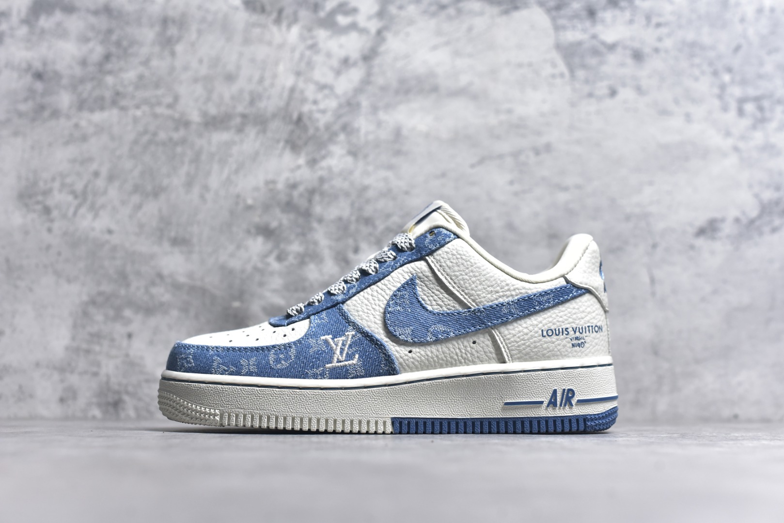 #Nike Air Force 1\’07 Low LV联名 淡蓝牛仔 空军一号低帮休闲板鞋 SC0601-555 #原楦头原纸板 原装鞋盒 原厂鞋底 超高清洁度 细节完美 尺码：36 36.5 37.5 38 38.5 39 40 40.5 41 42 42.5 43 44 44.5 45 9.D4-选品中心