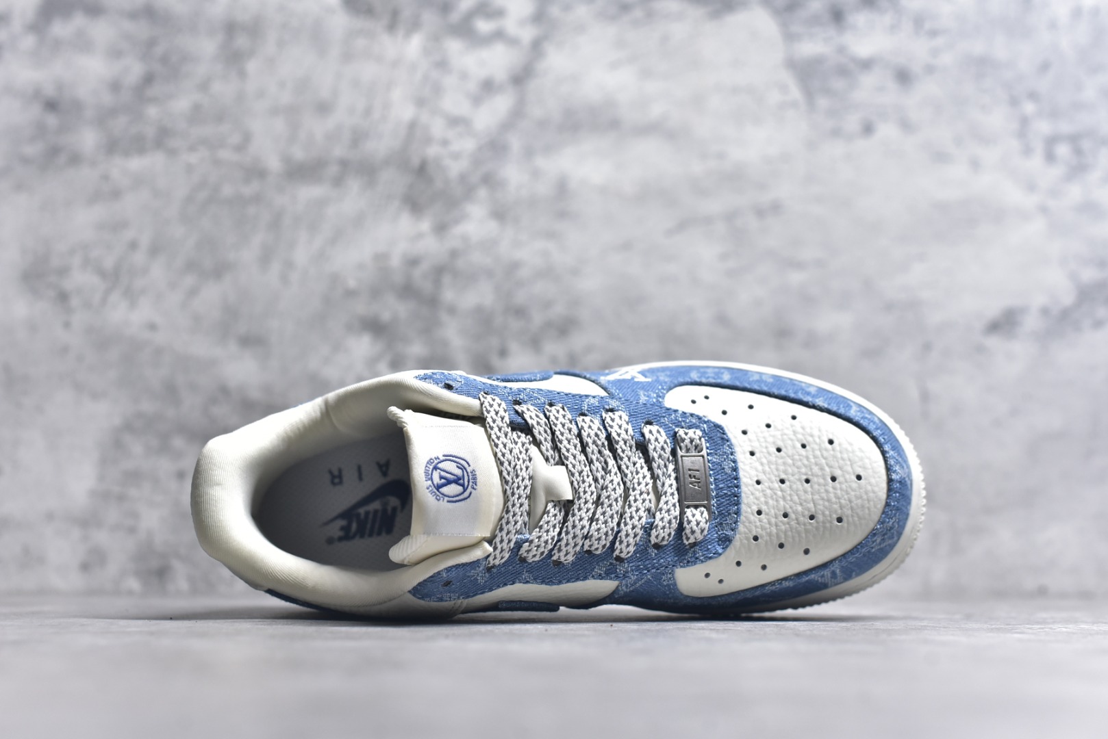图片[4]-#Nike Air Force 1\’07 Low LV联名 淡蓝牛仔 空军一号低帮休闲板鞋 SC0601-555 #原楦头原纸板 原装鞋盒 原厂鞋底 超高清洁度 细节完美 尺码：36 36.5 37.5 38 38.5 39 40 40.5 41 42 42.5 43 44 44.5 45 9.D4-选品中心