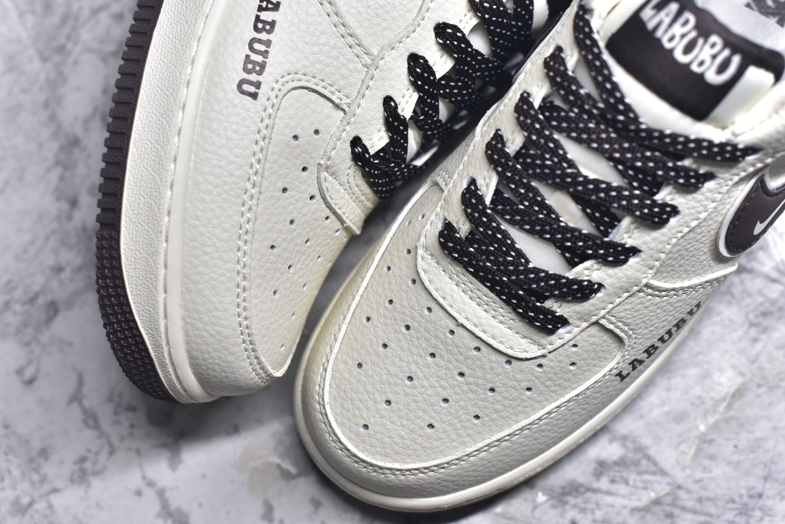 图片[8]-#Nike Air Force 1\’07 Low 拉布布 空军一号低帮休闲板鞋 KJ1688-012 #原楦头原纸板 原装鞋盒 定制五金配件 内置全掌气垫 原厂鞋底 尺码：36 36.5 37.5 38 38.5 39 40 40.5 41 42 42.5 43 44 44.5 45 9.D4-选品中心