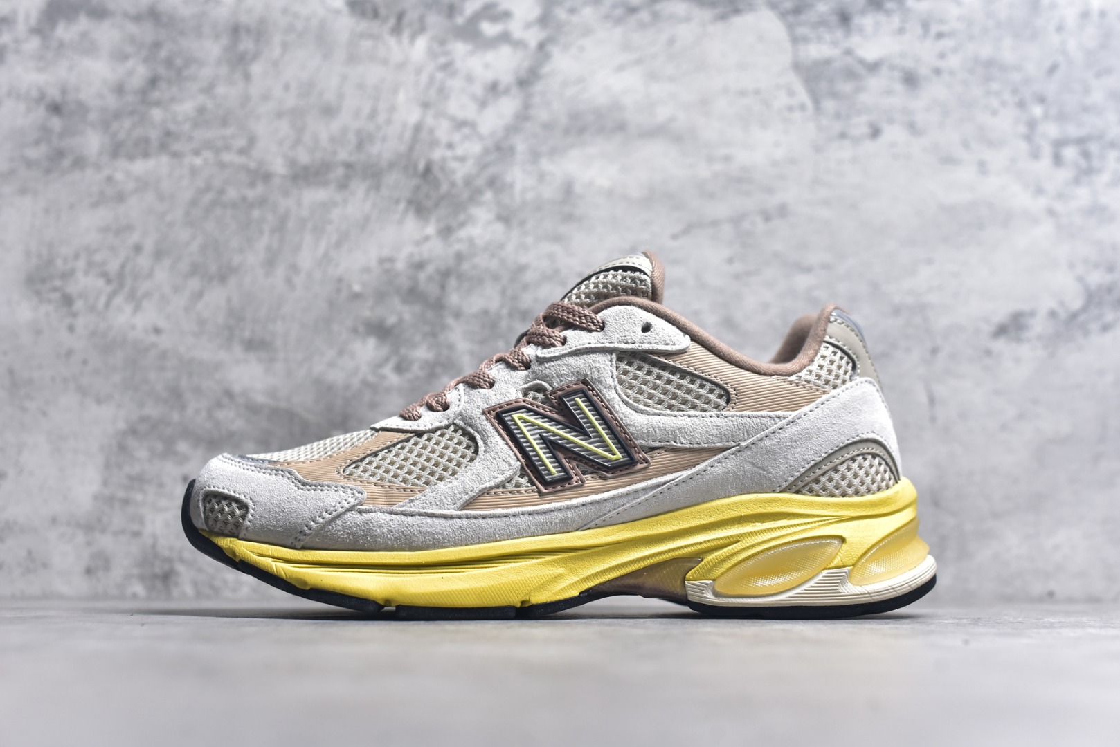 #New Balance NB 2010 米白色 货号：U2010SGR 尺码：36 36.5 37 38.5 39 40 40.5 41 42 42.5 43 44 44.5 45 46 46.5-选品中心