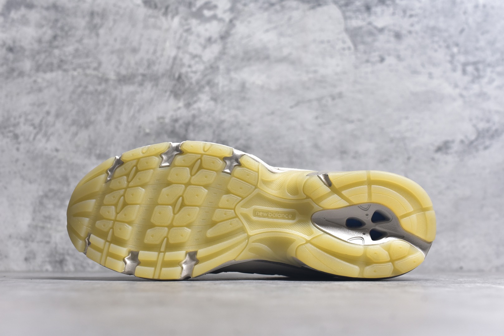 图片[6]-#New Balance 740系列复古老爹风休闲运动慢跑鞋 U740LN1 #原盒 原吊牌 组合大底 1：1制作 尺码：36 37 37.5 38 38.5 39 40 40.5 41 42 42.5 43 44 45 9.C3-选品中心